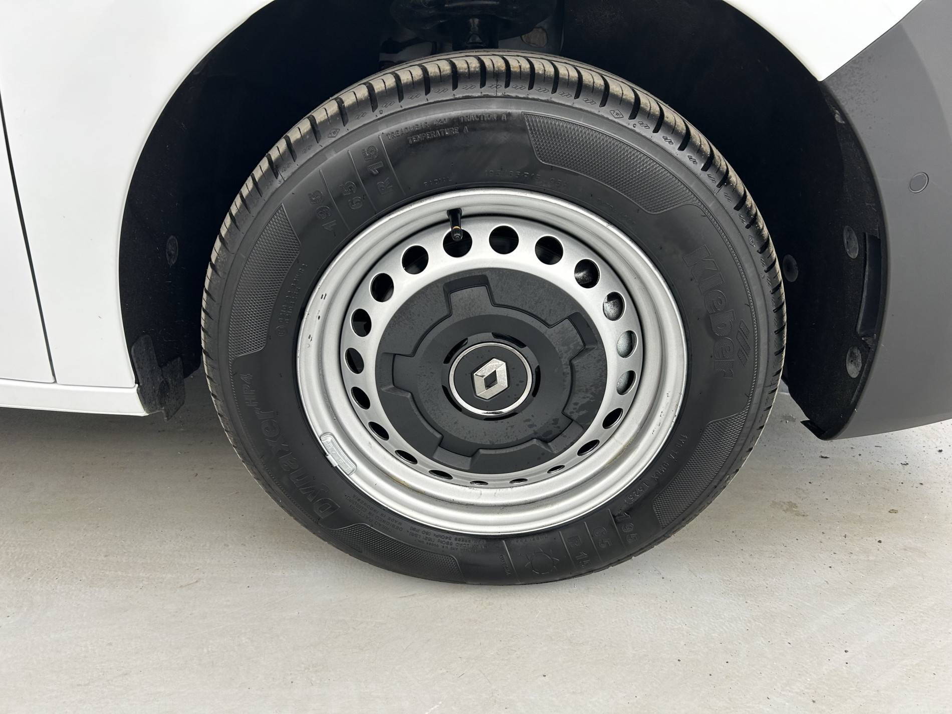 Vente en ligne Renault Kangoo Van  BLUE DCI 115 EDC au prix de 20 990 €