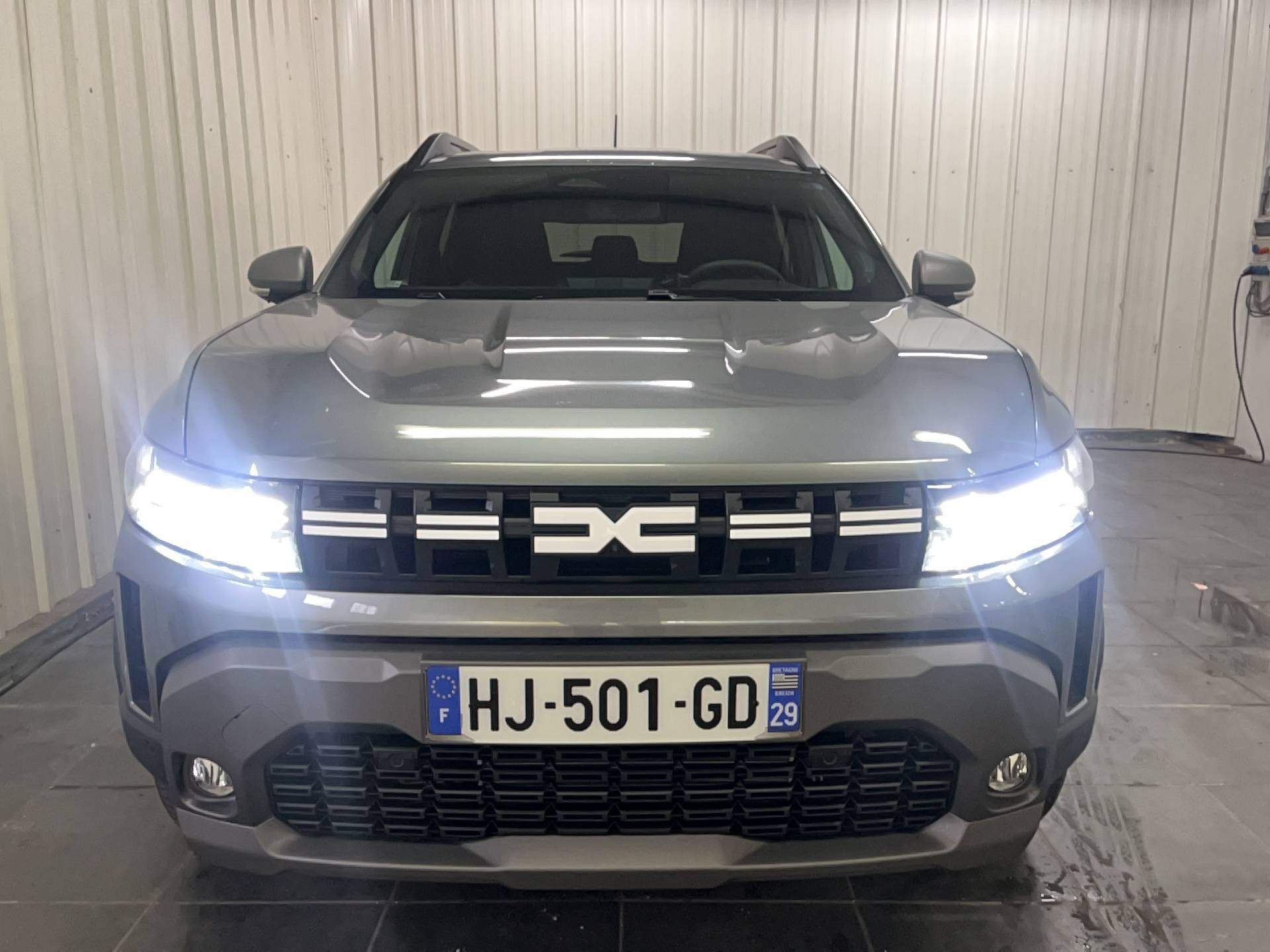 Vente en ligne Dacia Duster  Hybrid 155 au prix de 30 200 €