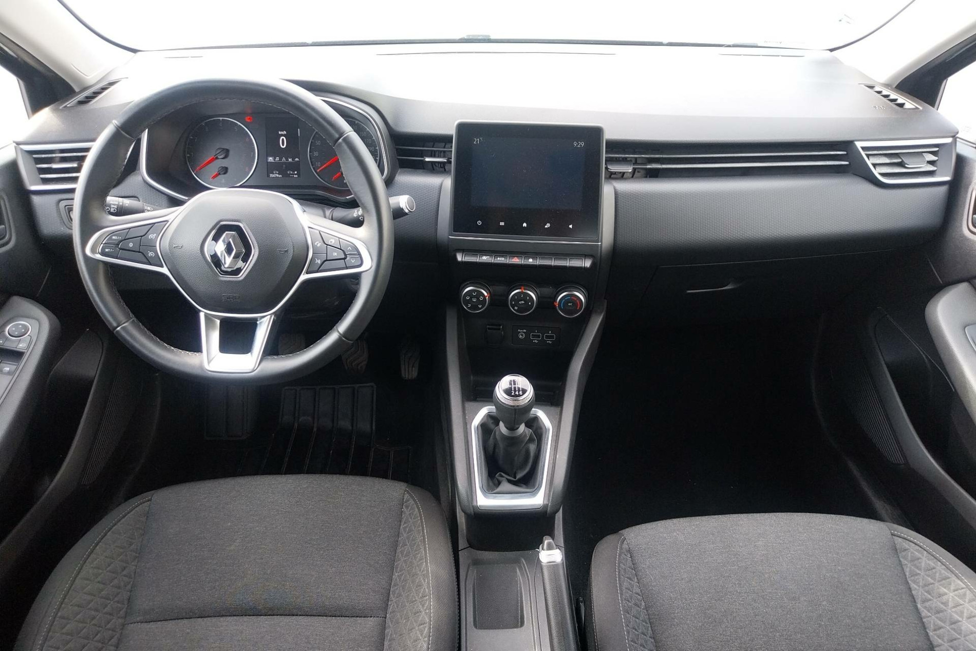 Vente en ligne Renault Clio 5 Clio TCe 90 - 21 au prix de 12 990 €