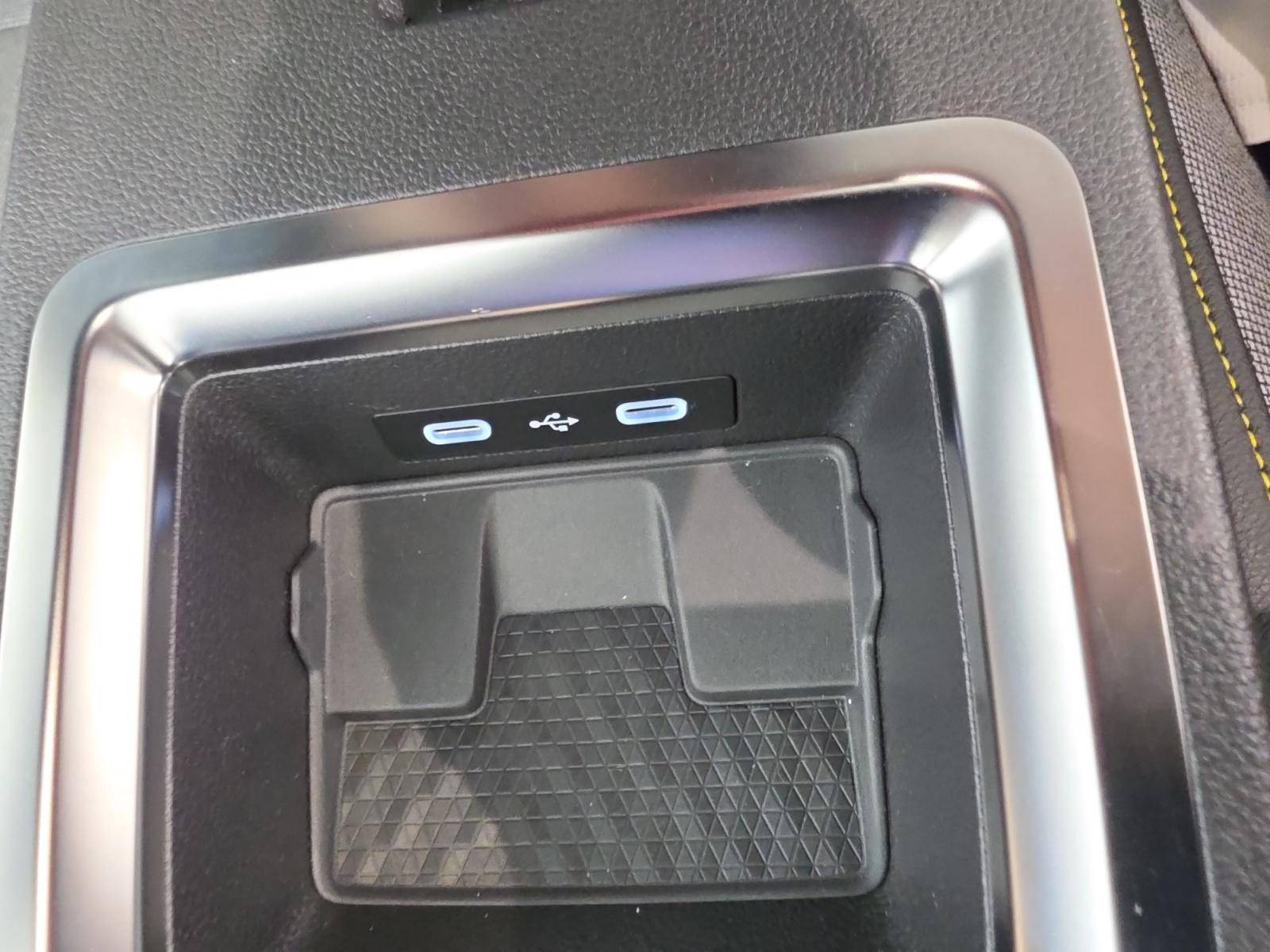 Vente en ligne Renault Scenic E-Tech Scenic E-Tech électrique 220 ch grande autonomie au prix de 32 000 €