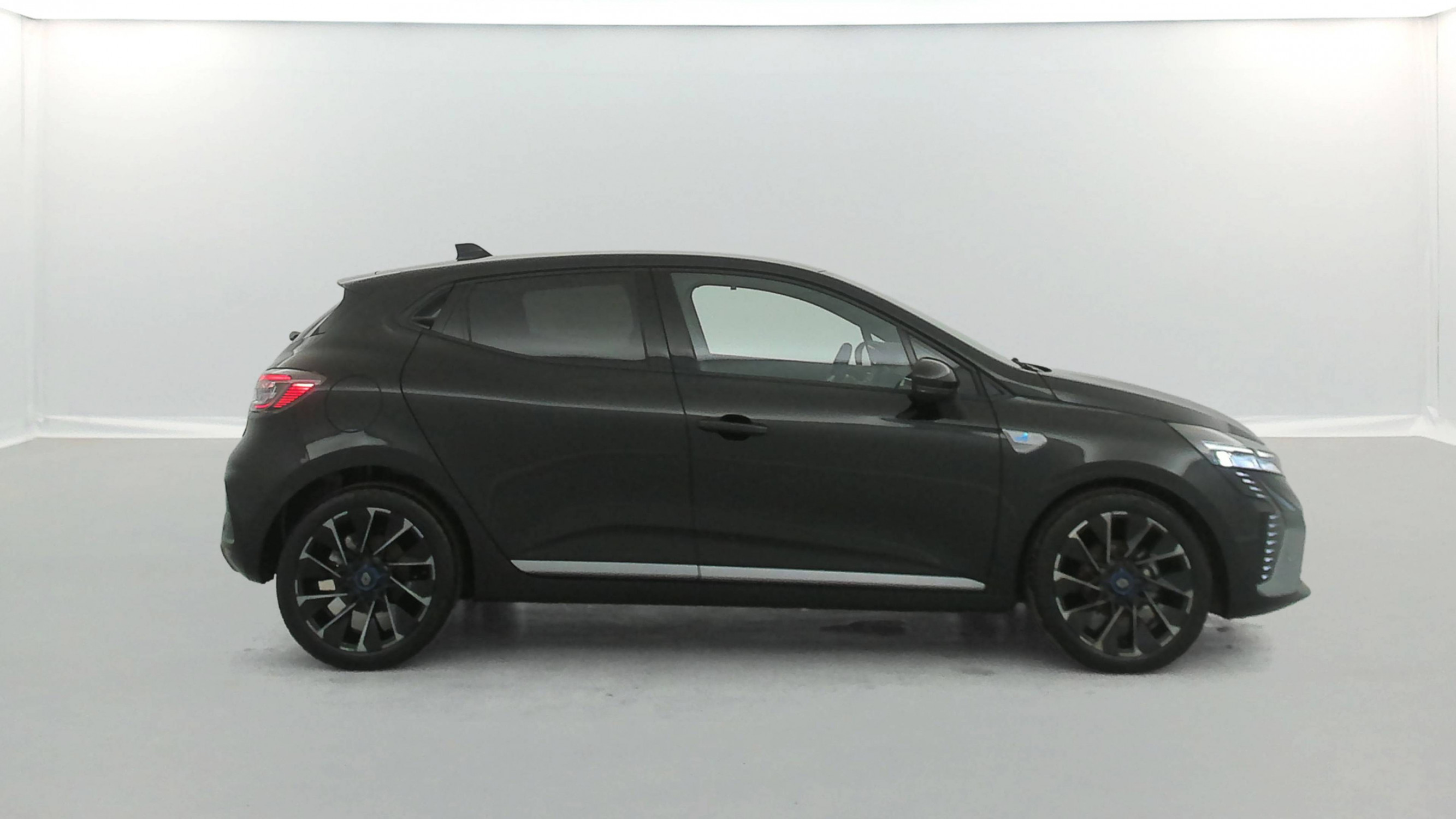 Vente en ligne Renault Clio 5 Clio TCe 90 ch GSR2 au prix de 18 790 €