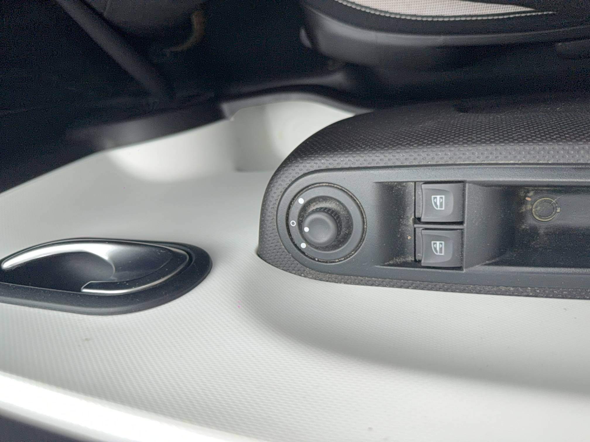 Vente en ligne Renault Twingo 3  SCe 65 au prix de 10 990 €