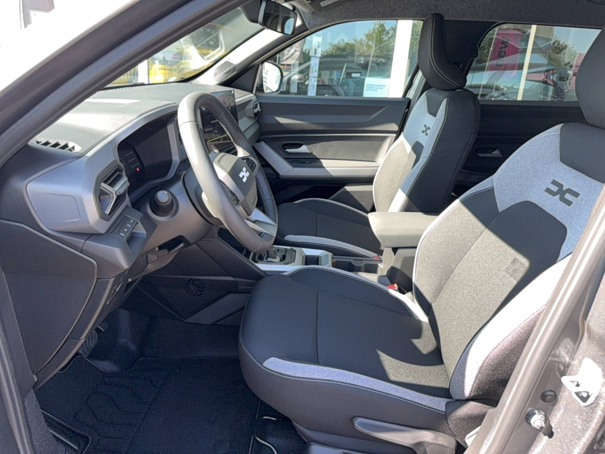 Vente en ligne Dacia Duster  Hybrid 155 au prix de 29 890 €