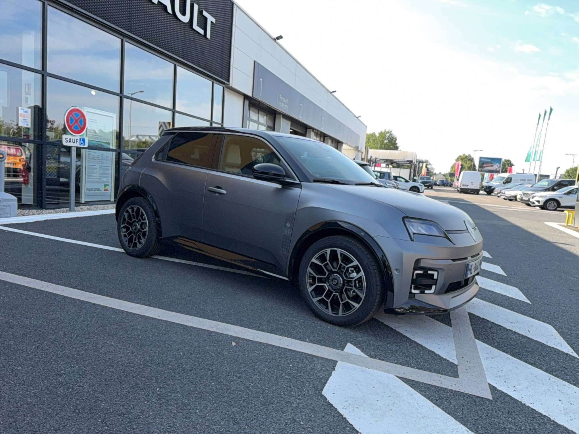 Vente en ligne Renault R5 E-Tech  150 ch autonomie confort au prix de 38 330 €