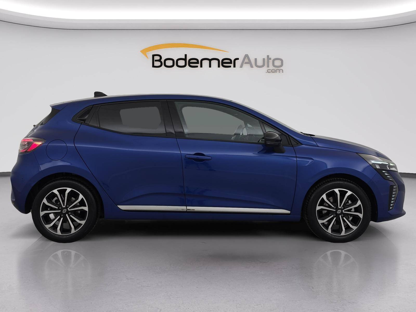 Vente en ligne Renault Clio 5 Clio E-Tech full hybrid 145 ch GSR2 au prix de 21 390 €