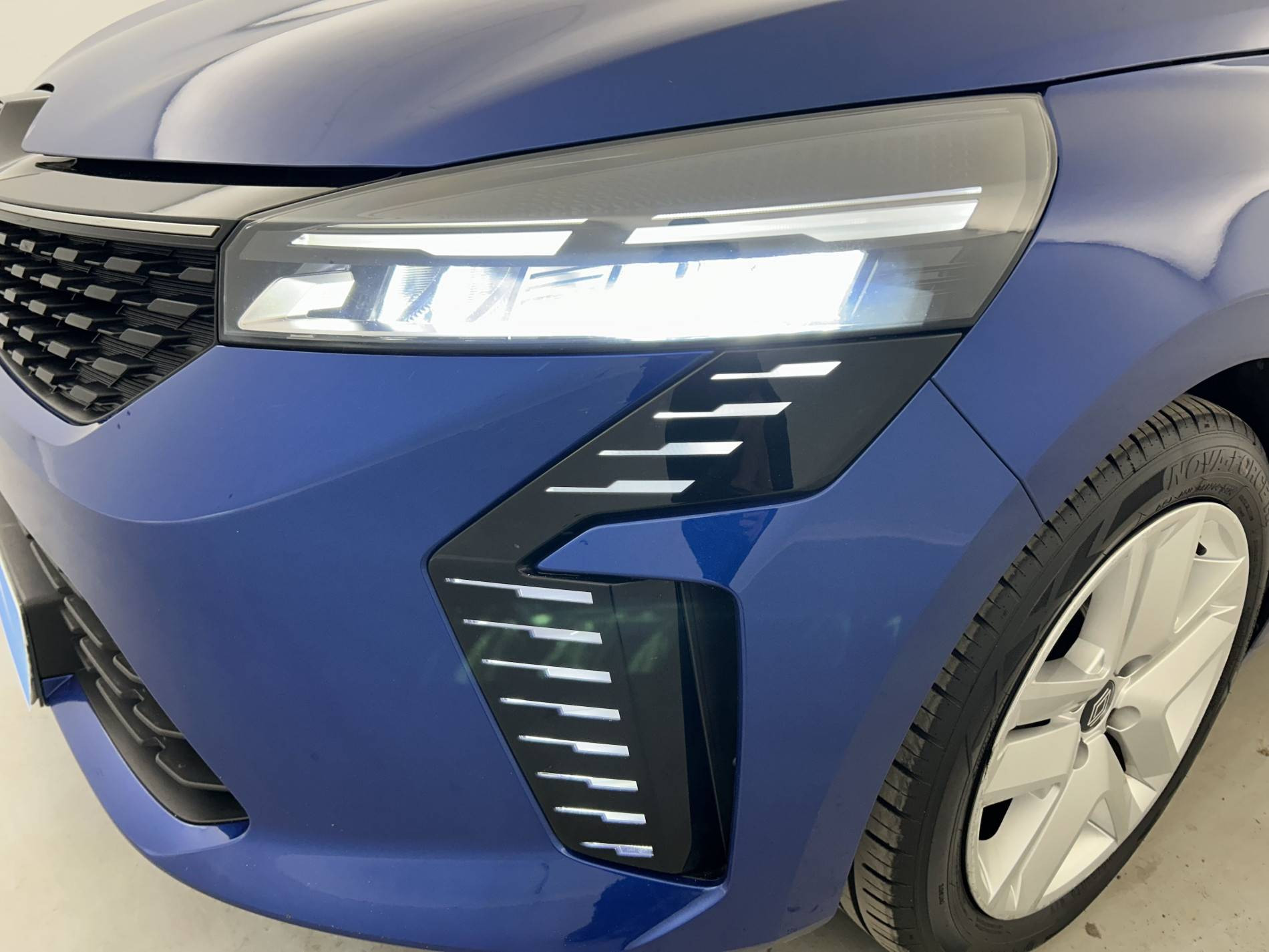 Vente en ligne Renault Clio 5 Clio TCe 90 au prix de 14 490 €