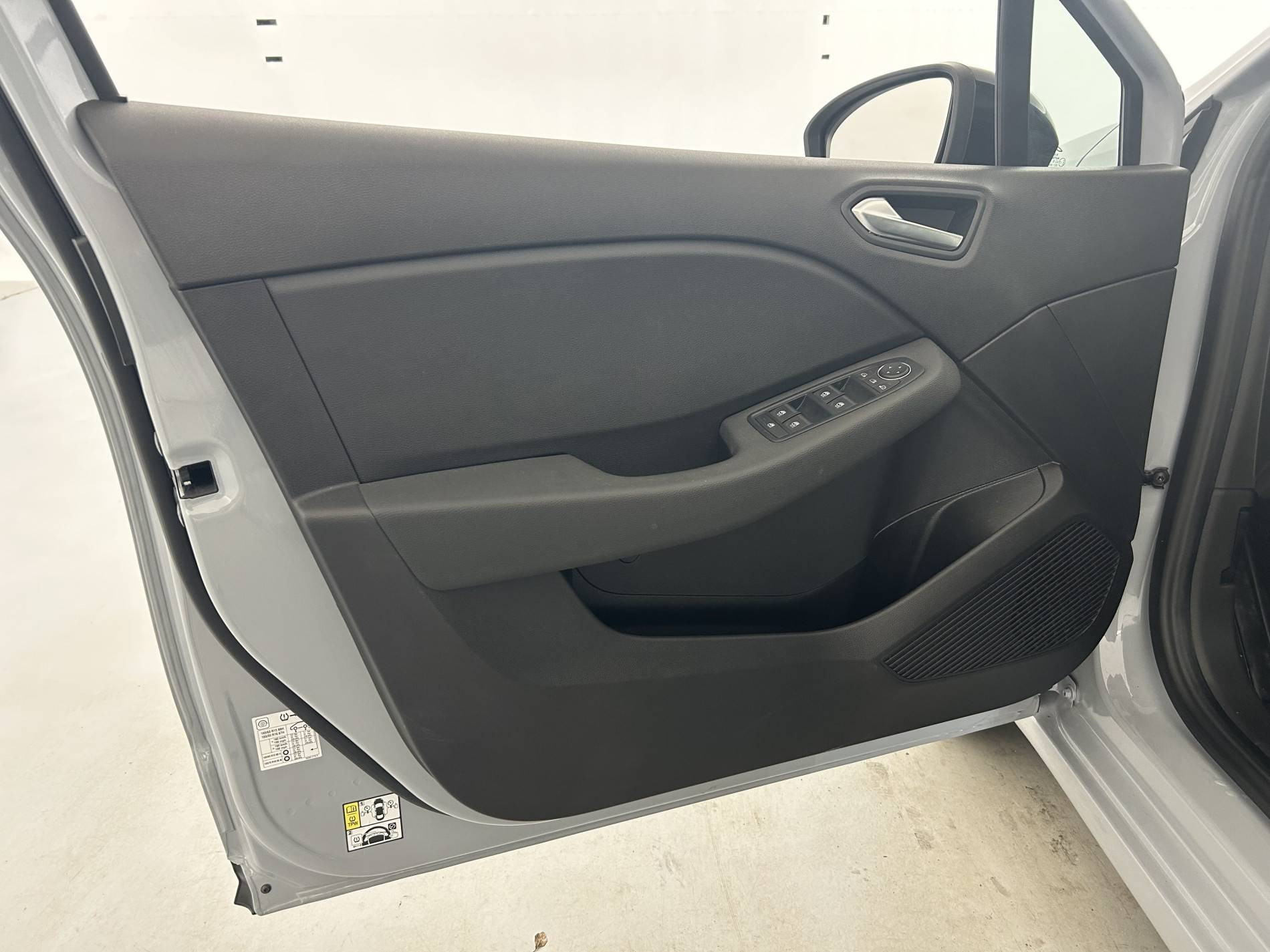 Vente en ligne Renault Clio 5 Clio TCe 90 au prix de 15 990 €