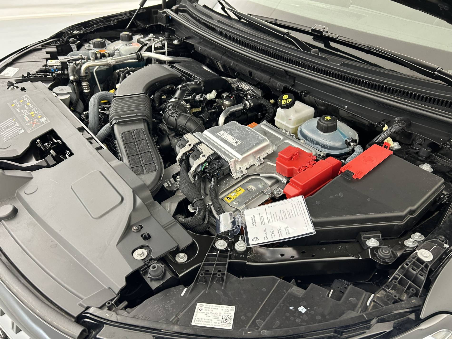 Vente en ligne Renault Austral  E-Tech full hybrid 200 GSR2 au prix de 35 890 €