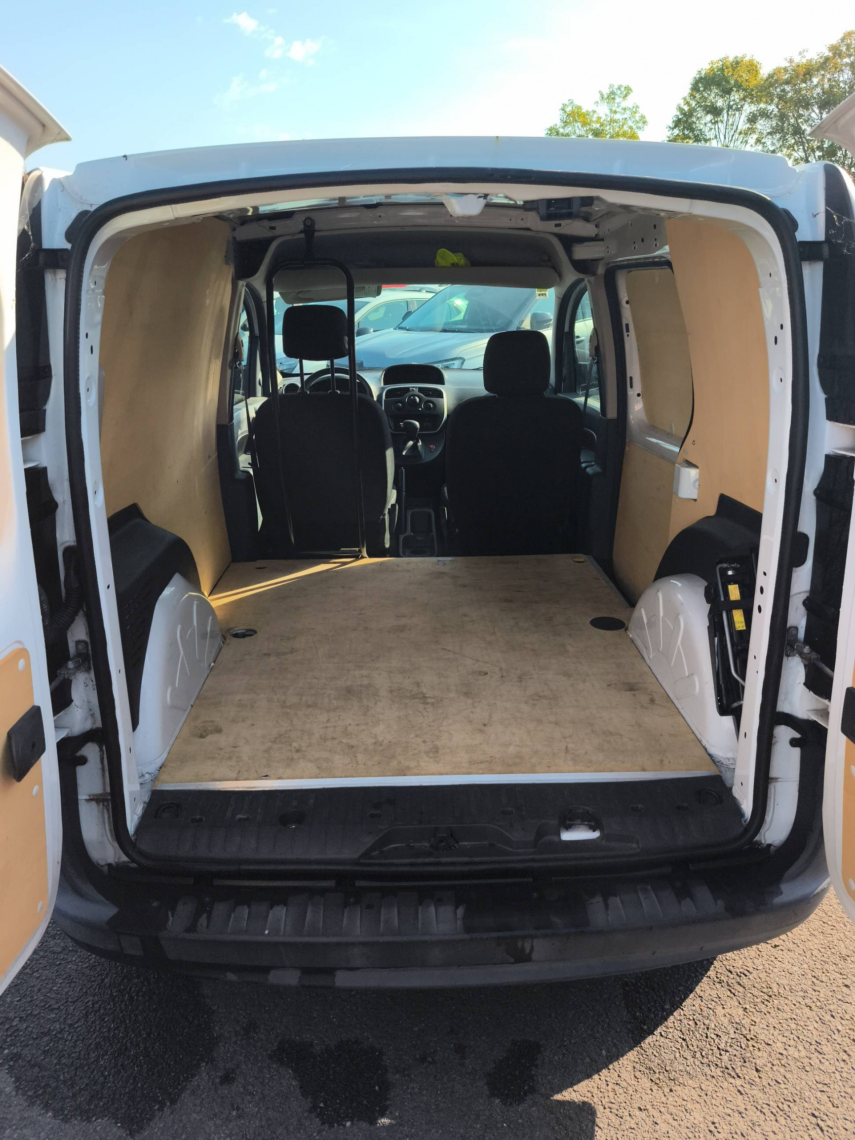 Vente en ligne Renault Kangoo Electrique KANGOO ELECTRIC au prix de 9 990 €