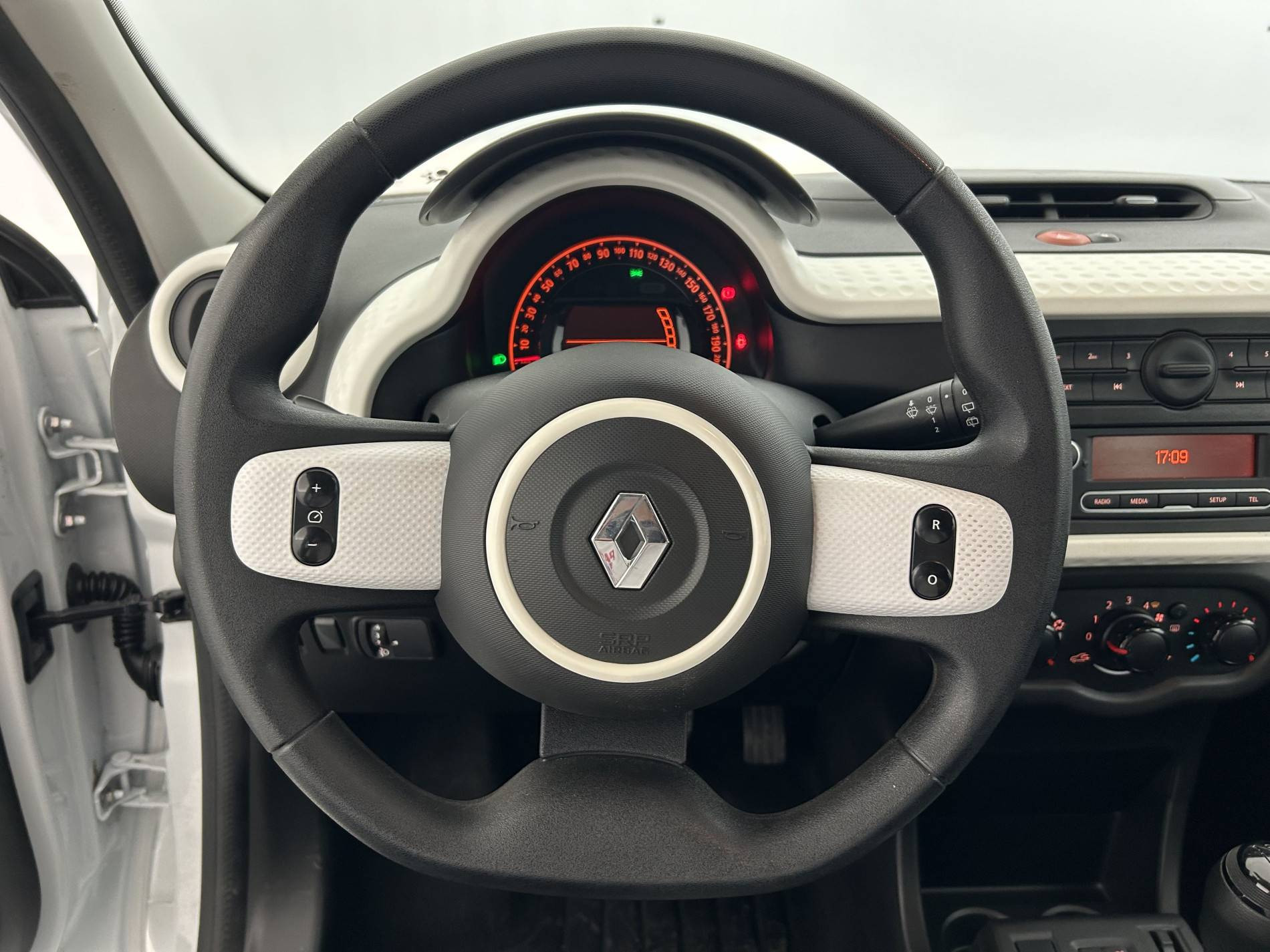 Vente en ligne Renault Twingo 3  SCe 65 - 20 au prix de 9 490 €