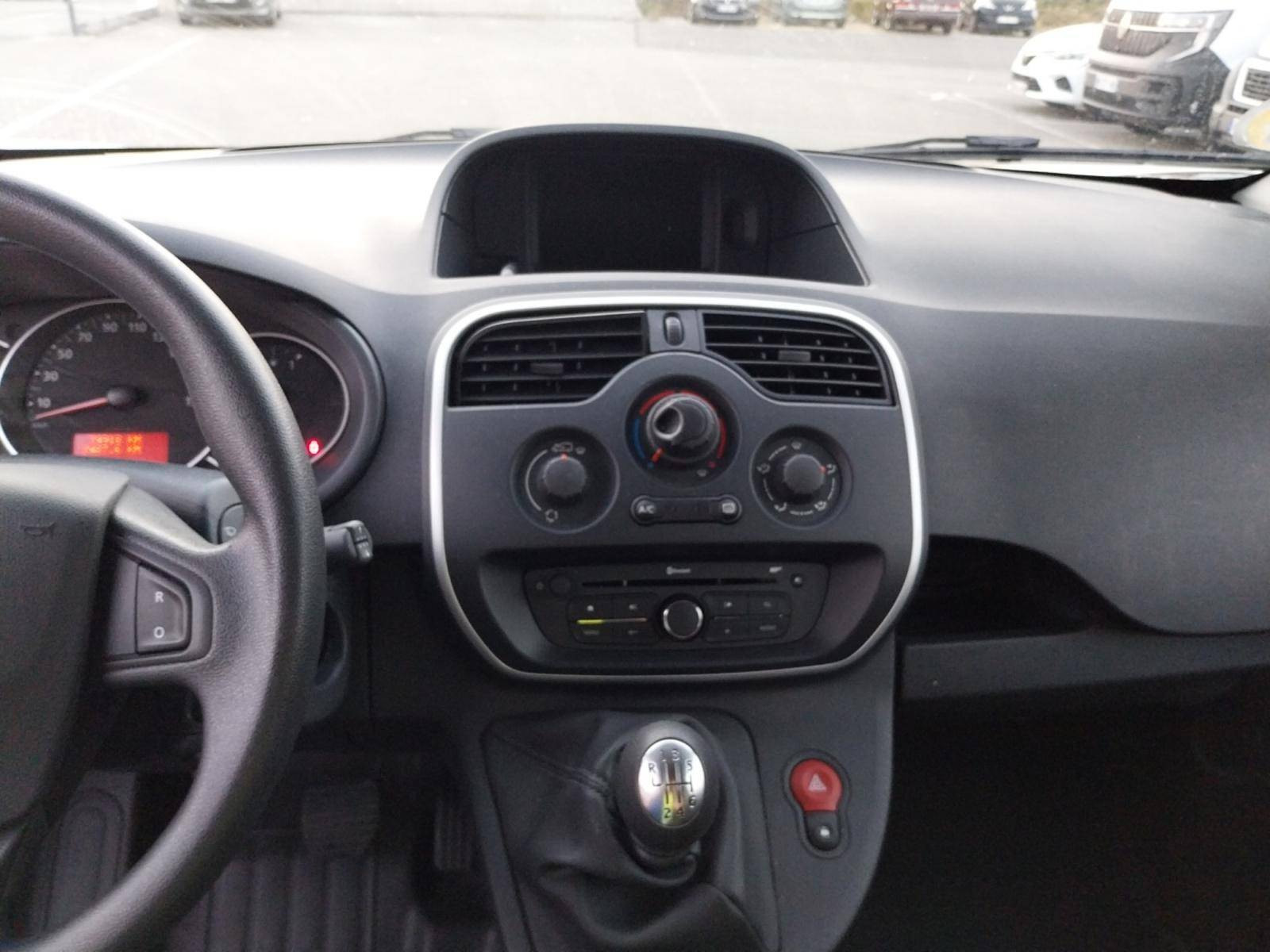 Vente en ligne Renault Kangoo Express  BLUE DCI 95 au prix de 11 990 €