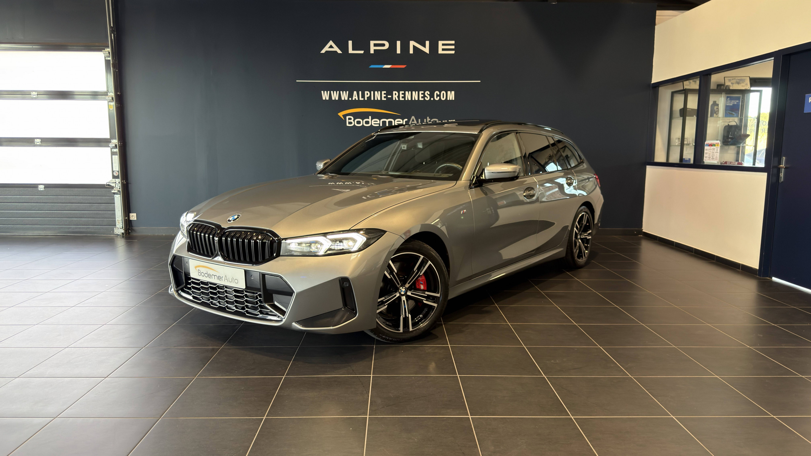 Bmw Série 3 Touring Touring 330d xDrive 286 ch BVA8 occasion de 2024 en vente à Rennes
