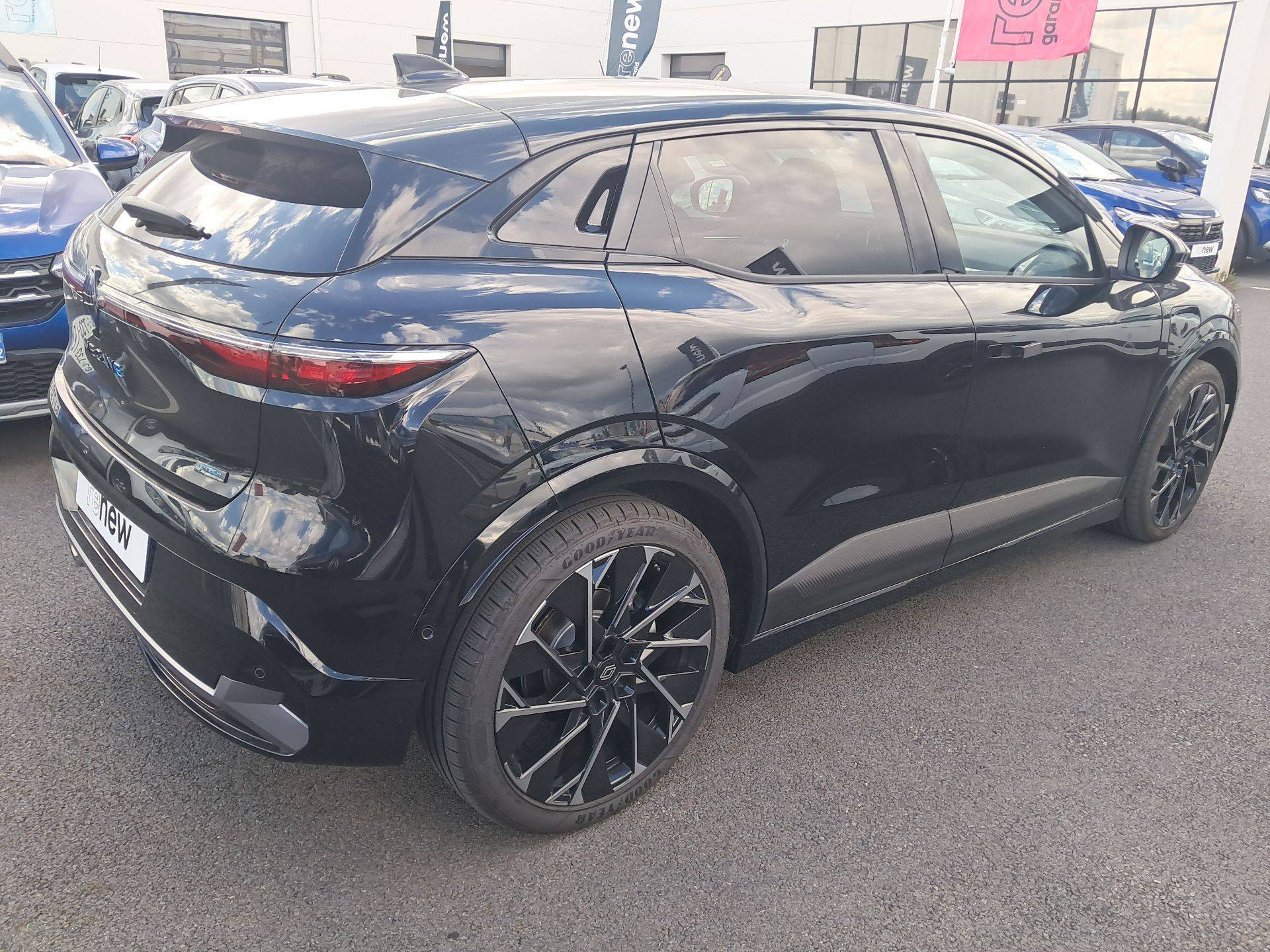 Vente en ligne Renault Megane E-Tech  220 ch autonomie confort au prix de 35 990 €