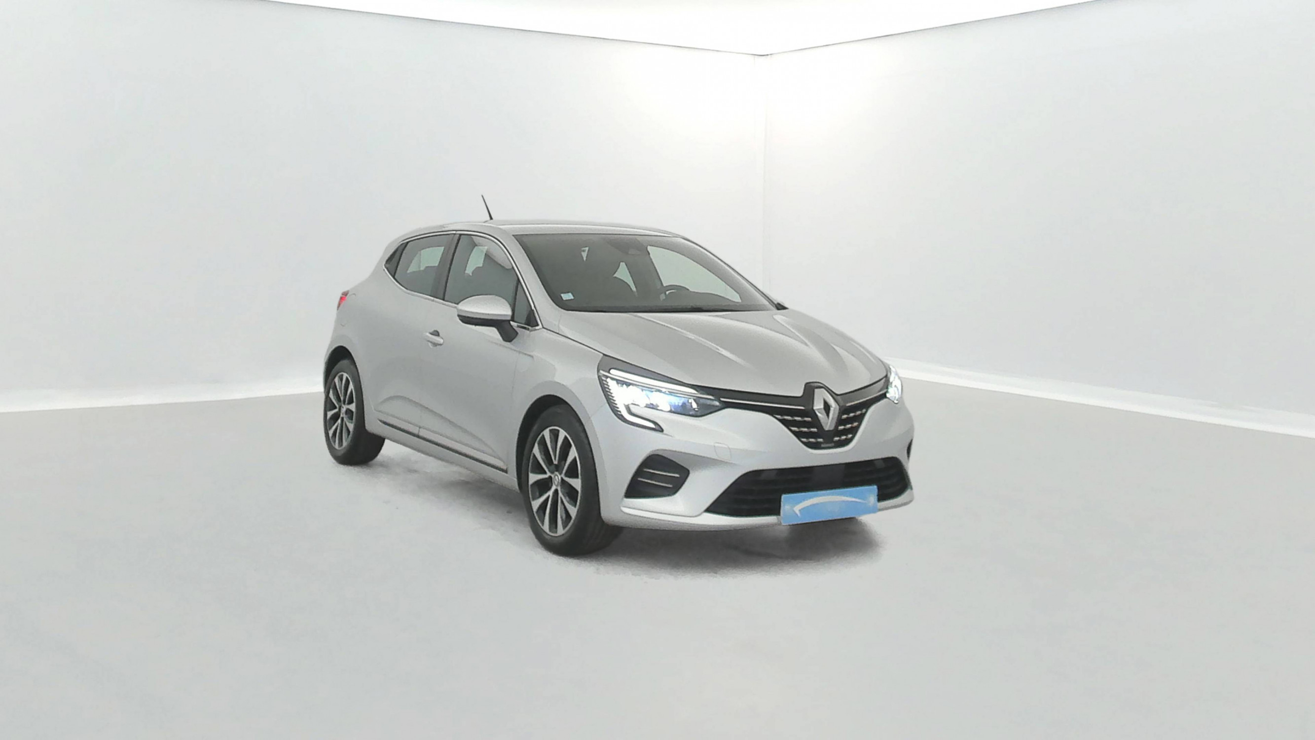 Vente en ligne Renault Clio 5 Clio TCe 90 - 21N au prix de 14 890 €