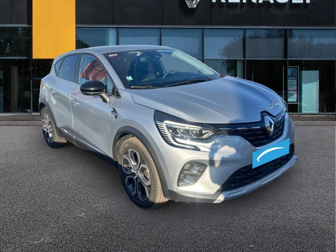 Vente en ligne Renault Captur  mild hybrid 160 EDC au prix de 18 890 €