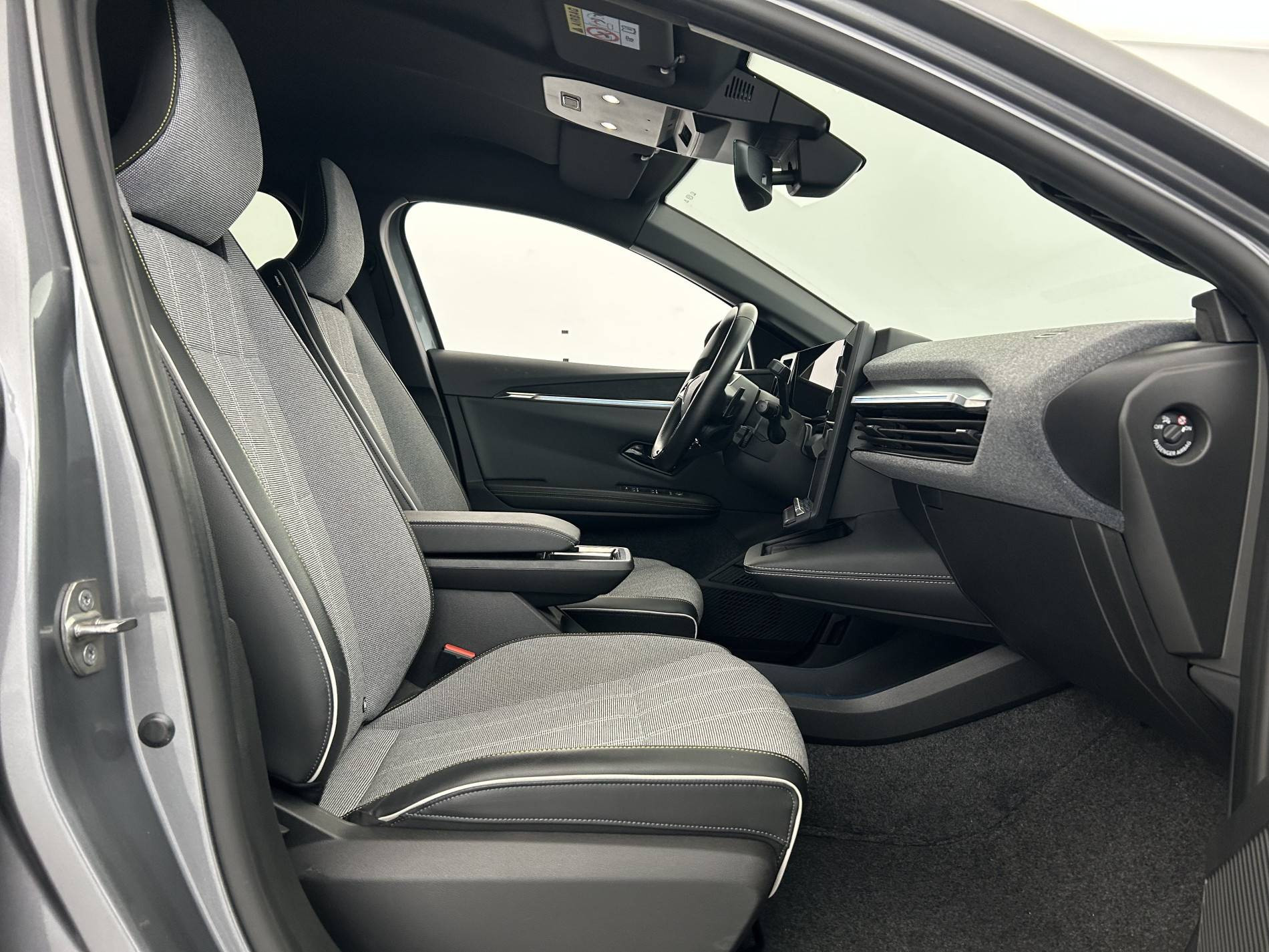 Vente en ligne Renault Megane E-Tech  EV60 220 ch super charge au prix de 24 790 €