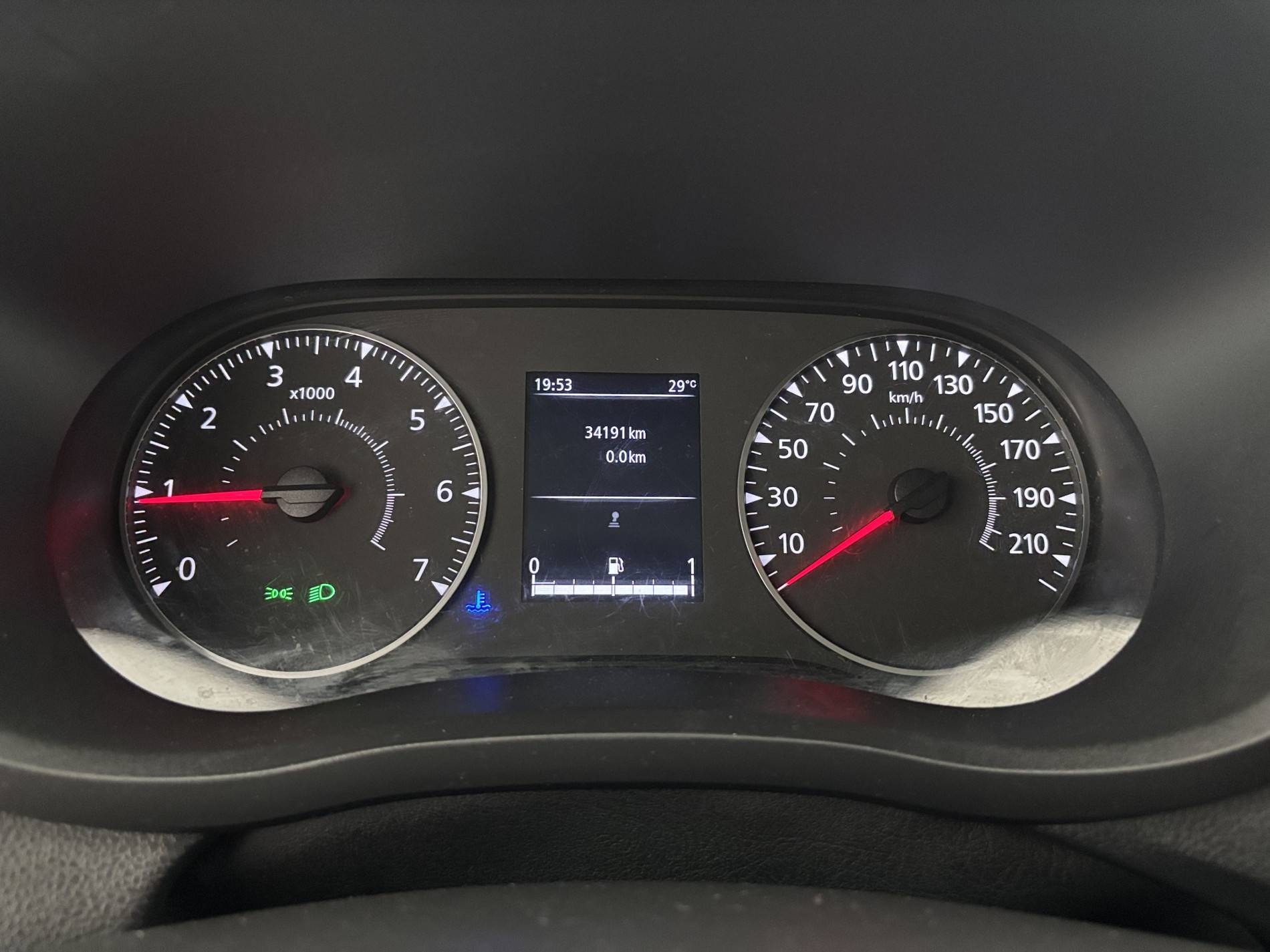 Vente en ligne Renault Master Fourgon MASTER FGN TRAC F3500 L2H2 BLUE DCI 135 au prix de 20 990 €