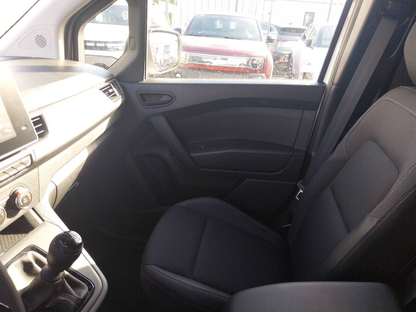 Vente en ligne Renault Kangoo Van  FG TOLE BLUE DCI 95 L1 GSR2 au prix de 32 160 €