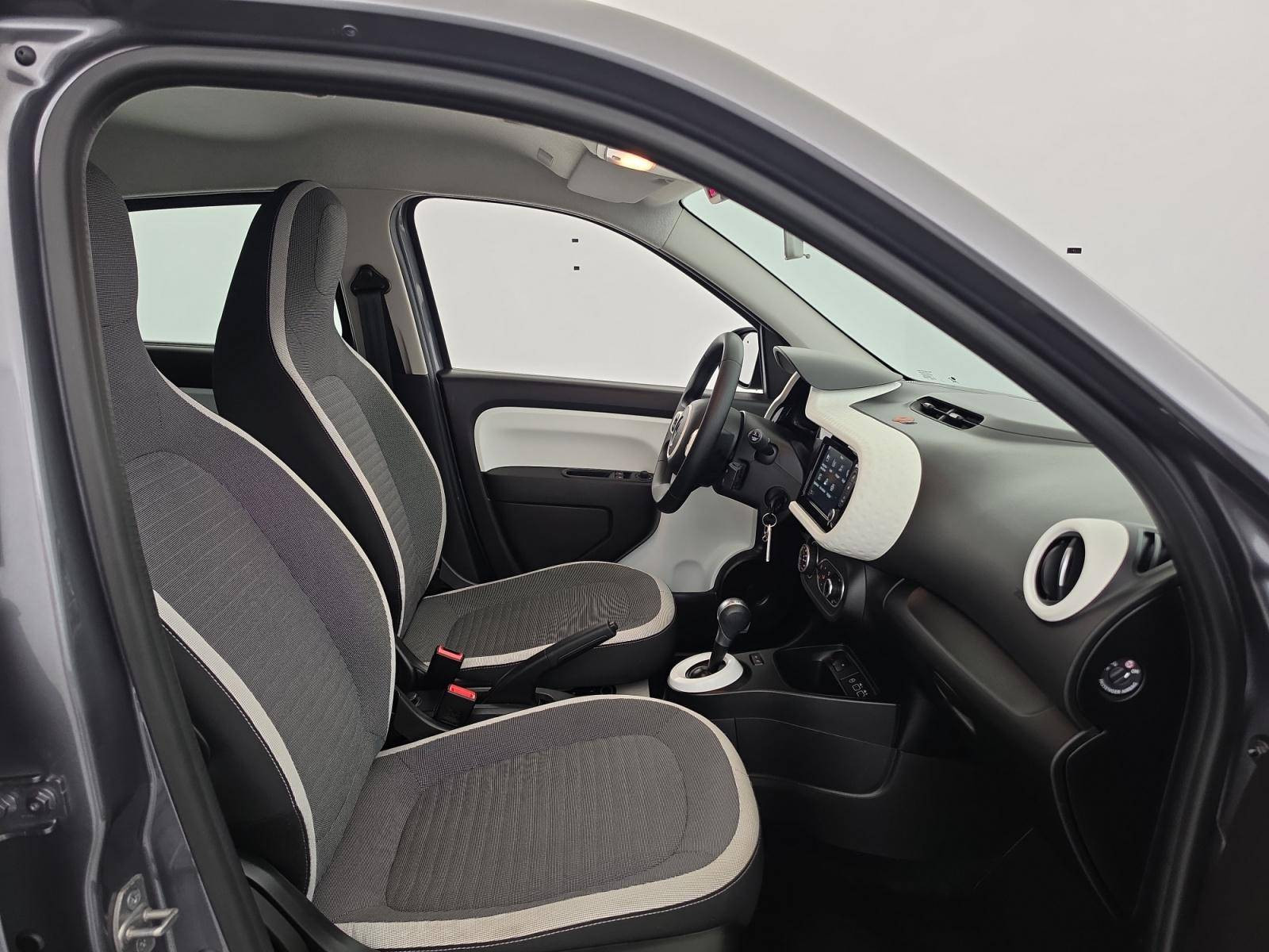 Vente en ligne Renault Twingo Electrique Twingo III E-Tech au prix de 14 890 €
