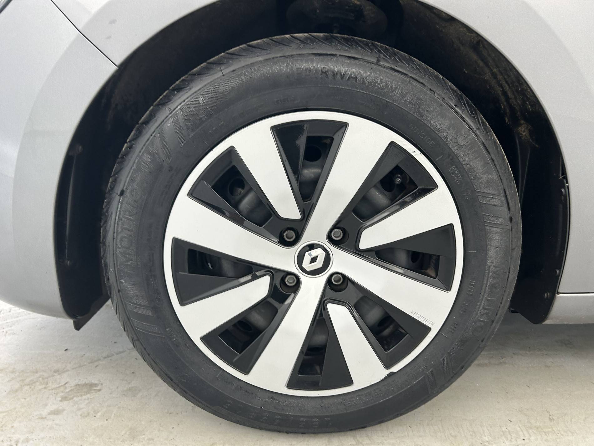 Vente en ligne Renault Clio 5 Clio TCe 90 au prix de 14 550 €