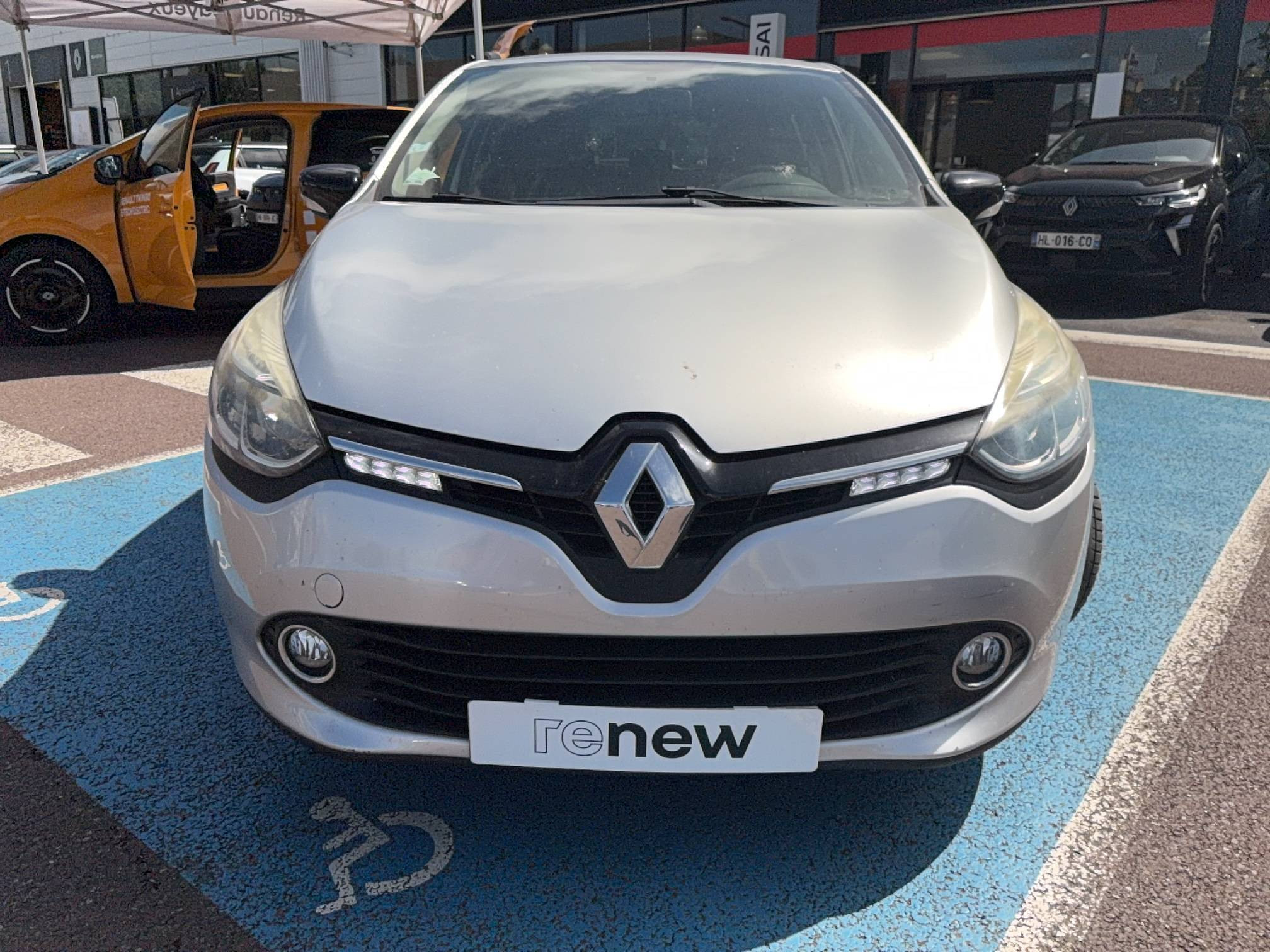 Vente en ligne Renault Clio 4  dCi 75 eco2 au prix de 9 590 €