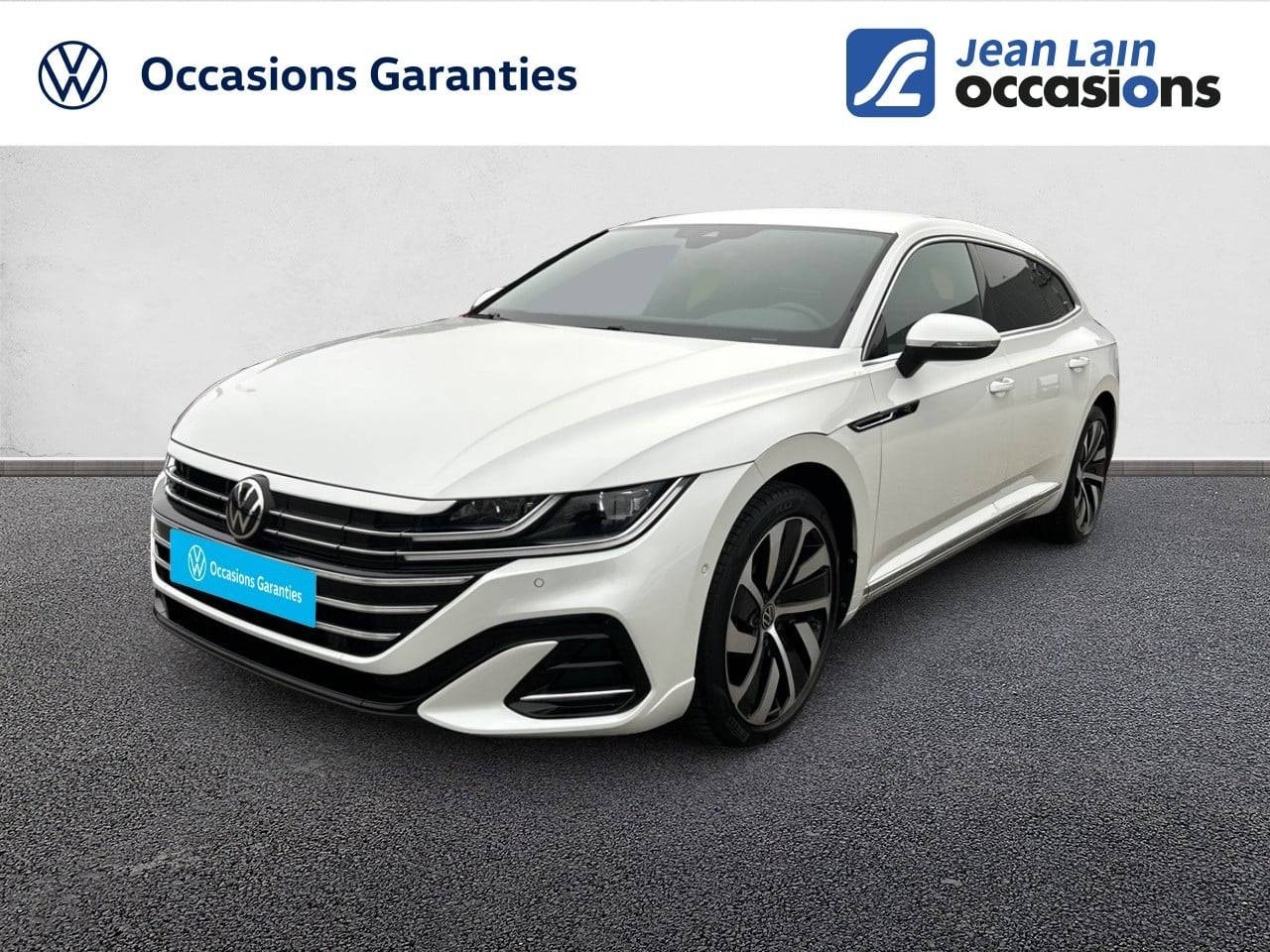 Vente en ligne VOLKSWAGEN ARTEON SHOOTING BRAKE Arteon Shooting Brake 1.4 eHybrid Rechargeable OPF 218 DSG6 R-Line de 2023 au prix de 33 390 €