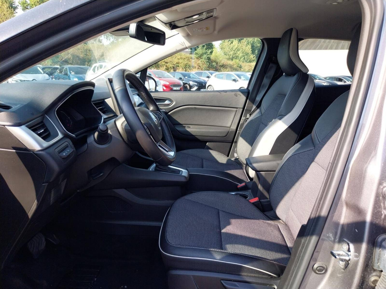 Vente en ligne Renault Captur  E-Tech 145 - 21 au prix de 17 990 €