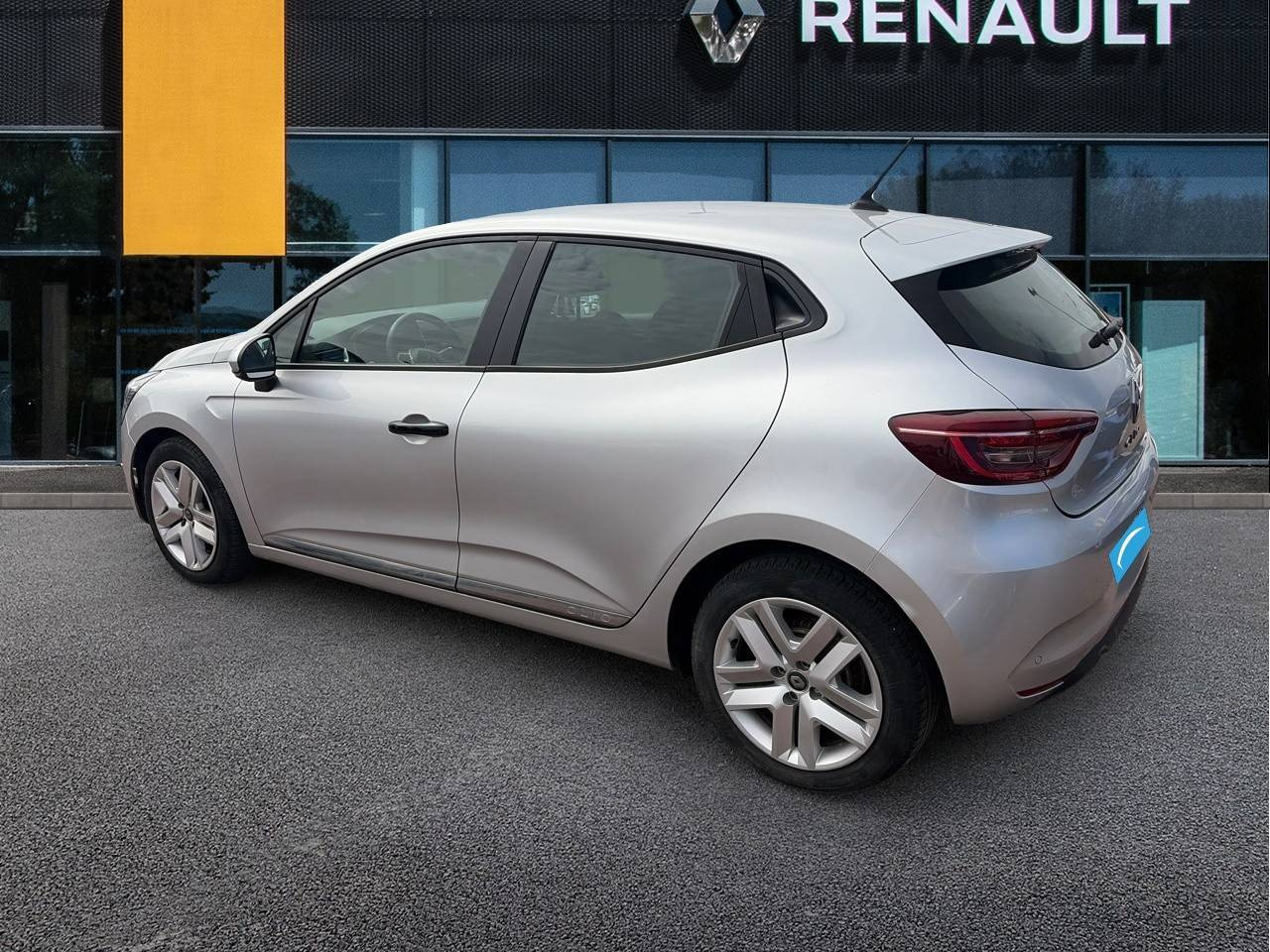 Vente en ligne Renault Clio 5 Clio Blue dCi 85 au prix de 12 990 €