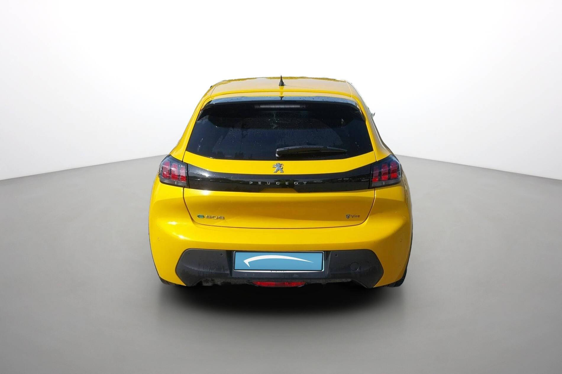 Vente en ligne Peugeot E-208  50 kWh 136ch au prix de 12 970 €