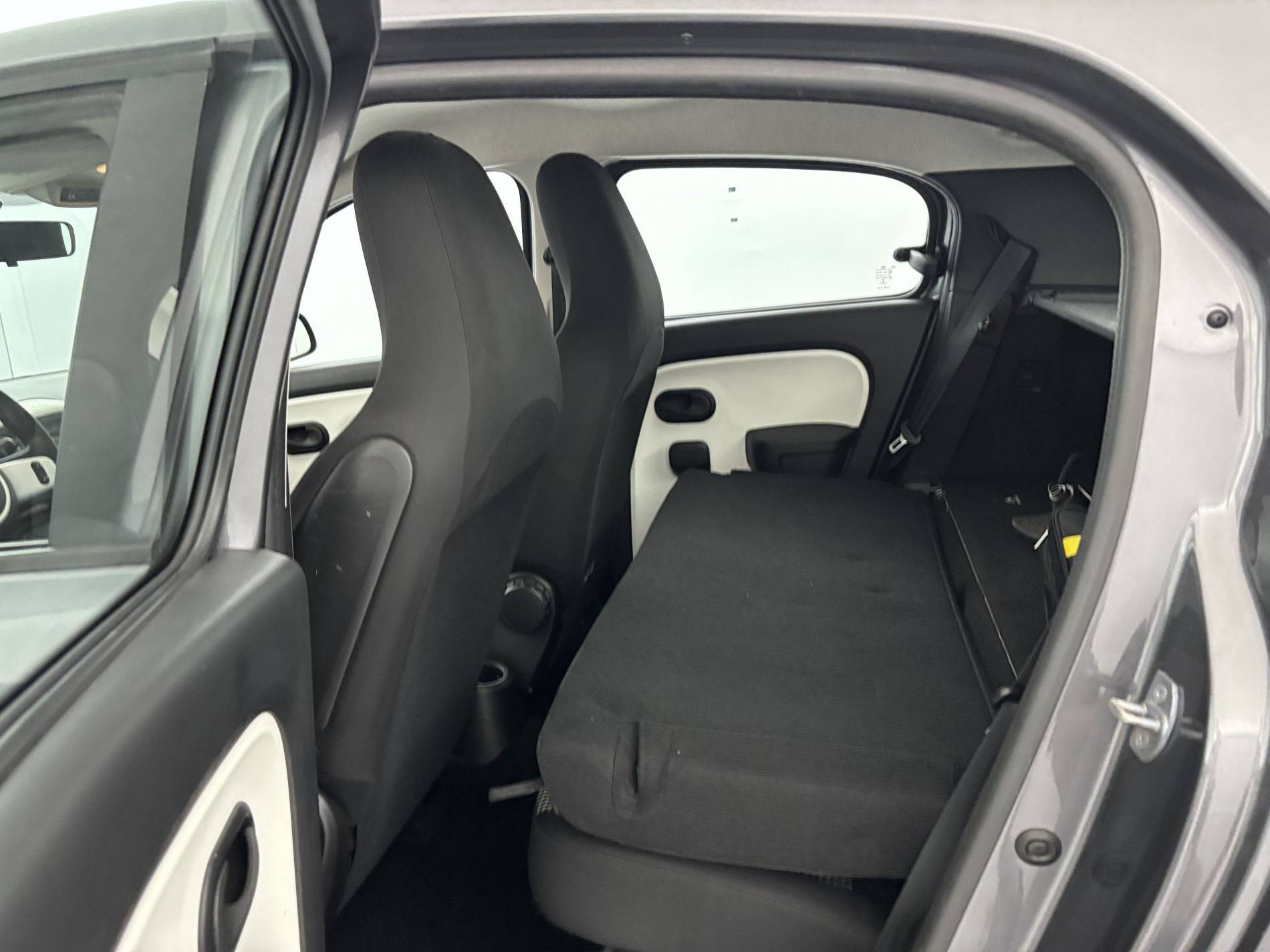 Vente en ligne Renault Twingo 3  1.0 SCe 70 BC au prix de 7 990 €