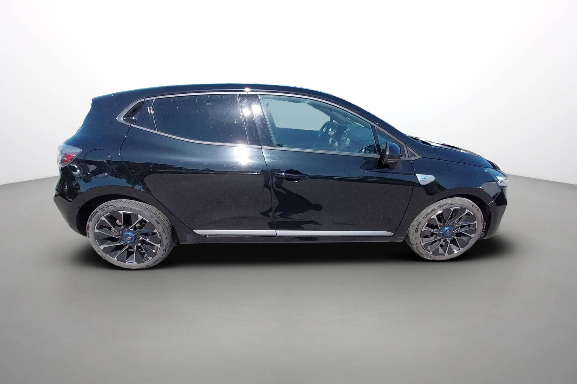 Vente en ligne Renault Clio 5 Clio TCe 90 au prix de 18 990 €