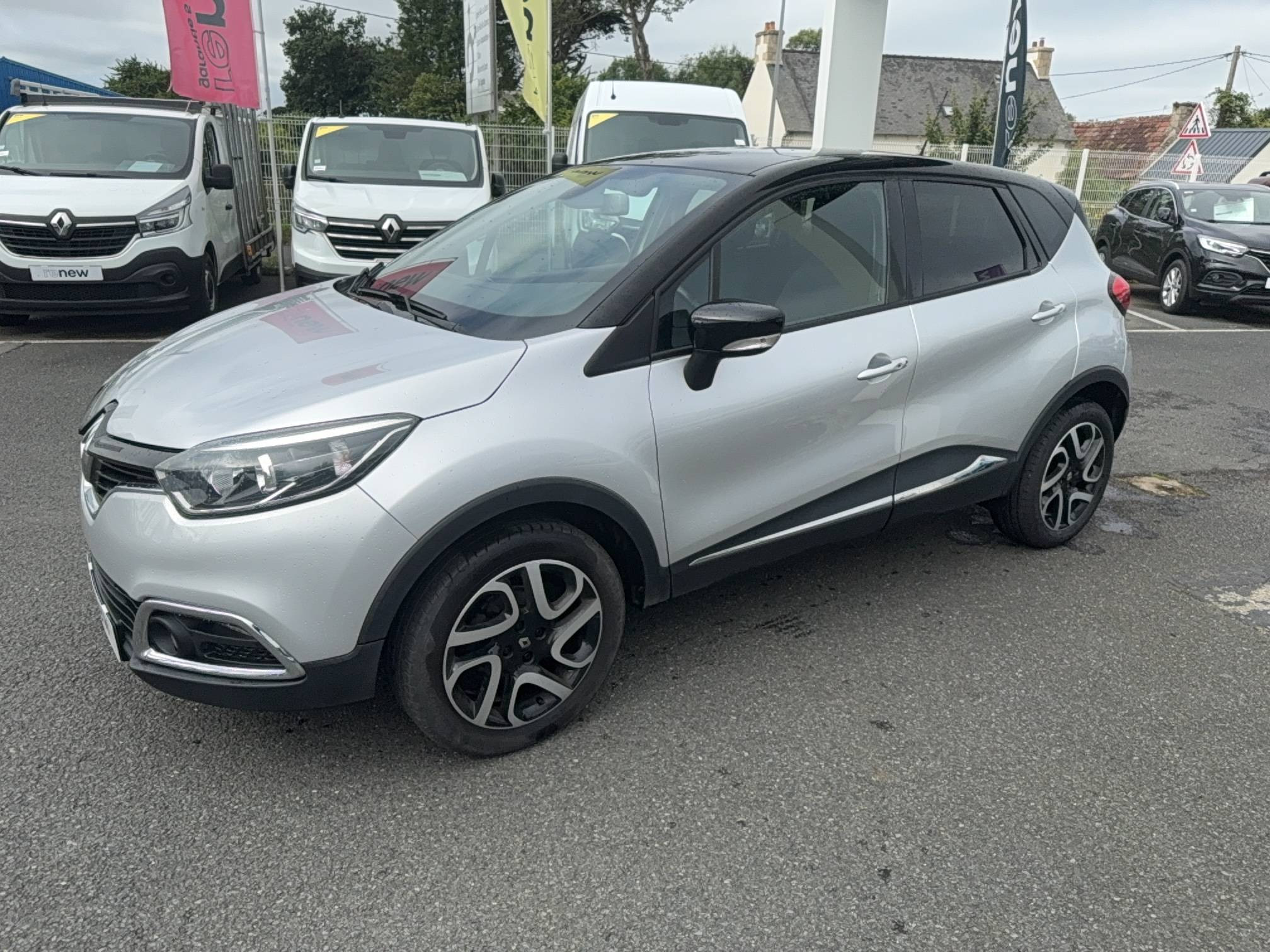 Renault Captur  TCe 90 Energy E6 occasion de 2016 en vente à Lannion