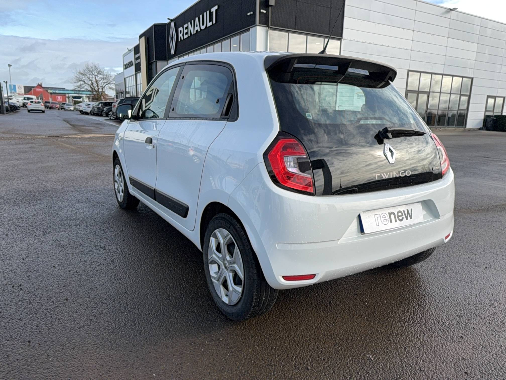 Vente en ligne Renault Twingo Electrique Twingo III E-Tech au prix de 9 890 €