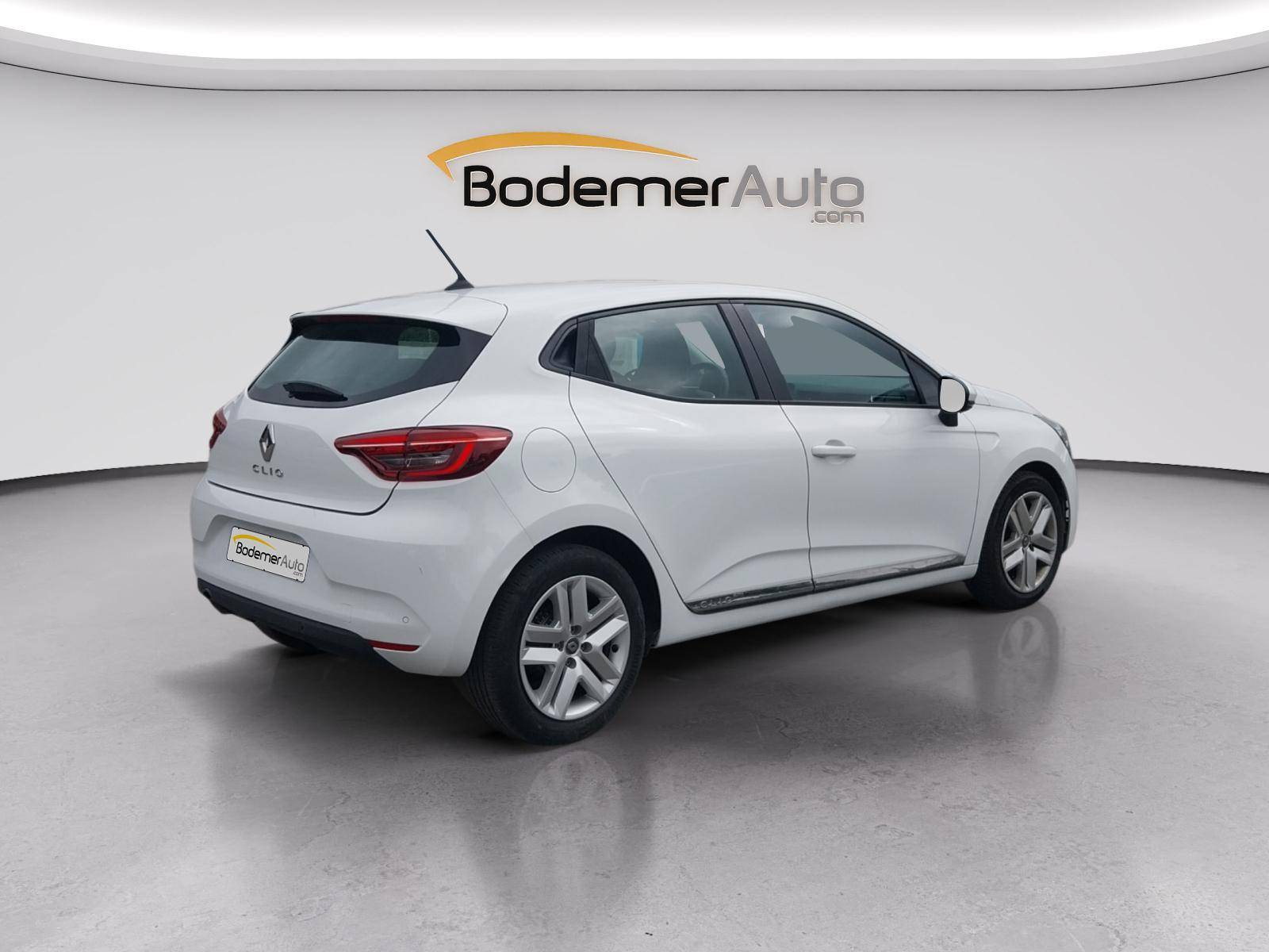Vente en ligne Renault Clio 5 Clio TCe 90 - 21N au prix de 12 490 €