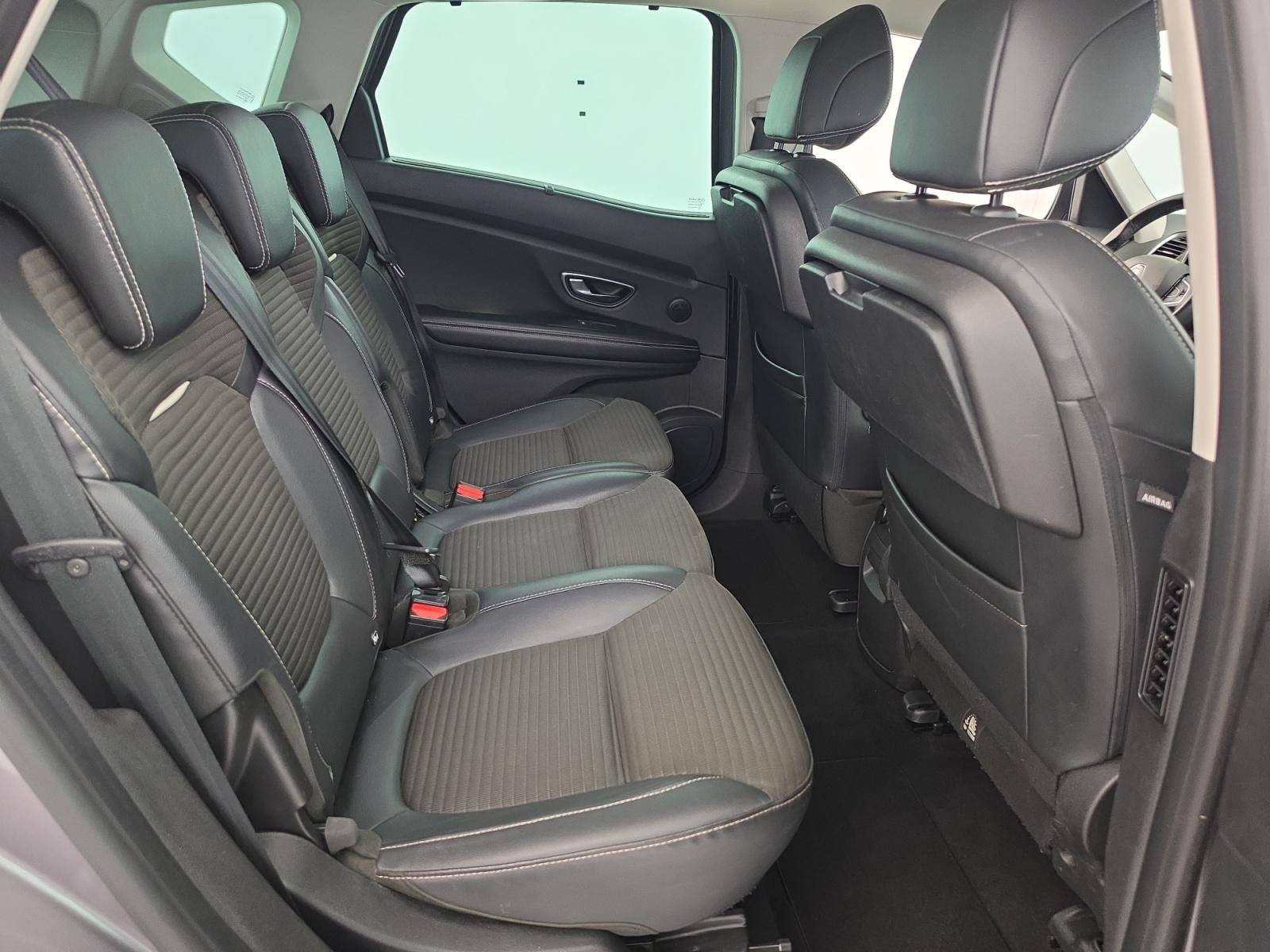 Vente en ligne Renault Scenic 4 Scenic dCi 160 Energy EDC au prix de 13 990 €