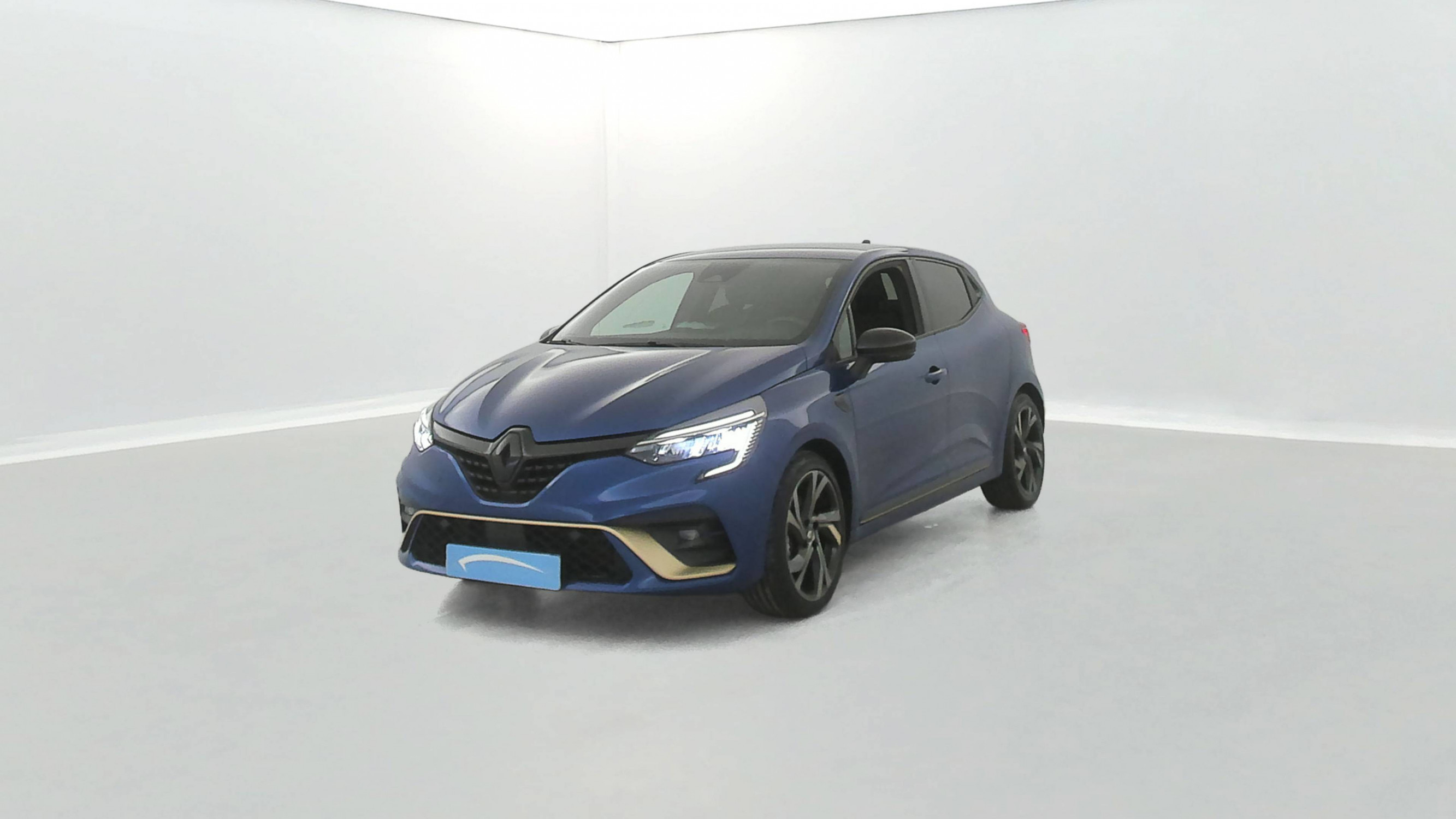 Renault Clio 5 Clio E-Tech full hybrid 145 occasion de 2023 en vente à Concarneau