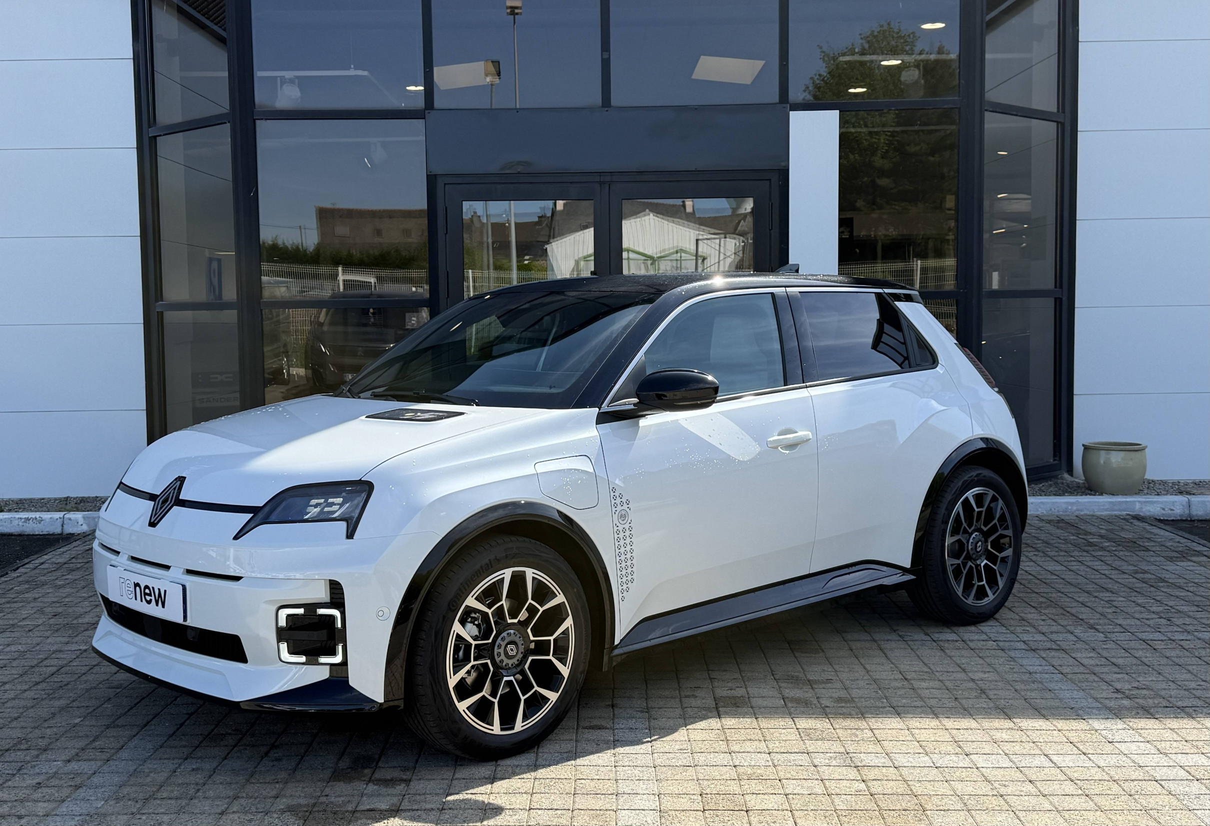 Renault R5 E-Tech  150 ch autonomie confort occasion de 2026 en vente à Loudéac