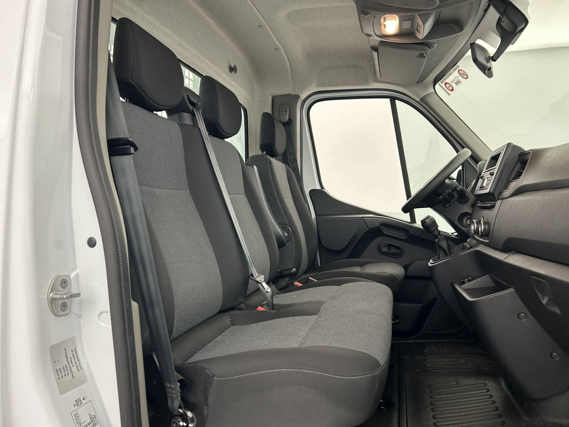 Vente en ligne Renault Master 3 Châssis Cabine MASTER CC PROP RJ3500 L2 PAFC BLUE DCI 130 EURO VI au prix de 33 000 €