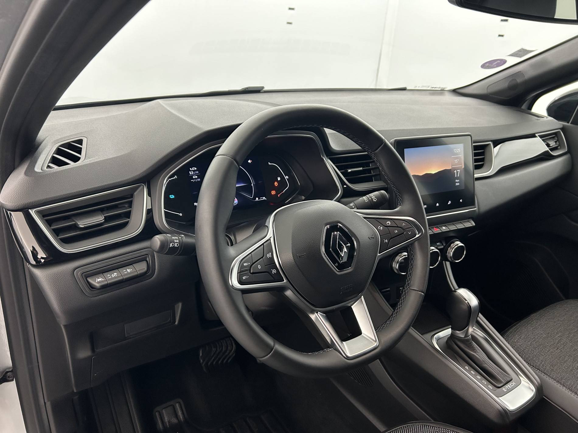 Vente en ligne Renault Captur  E-Tech 145 au prix de 19 990 €