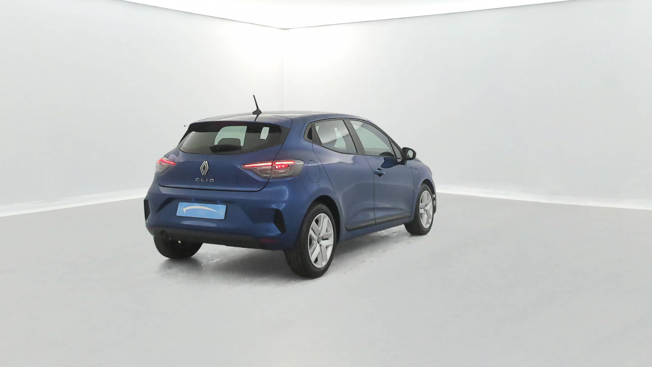 Vente en ligne Renault Clio 5 Clio TCe 90 au prix de 15 990 €