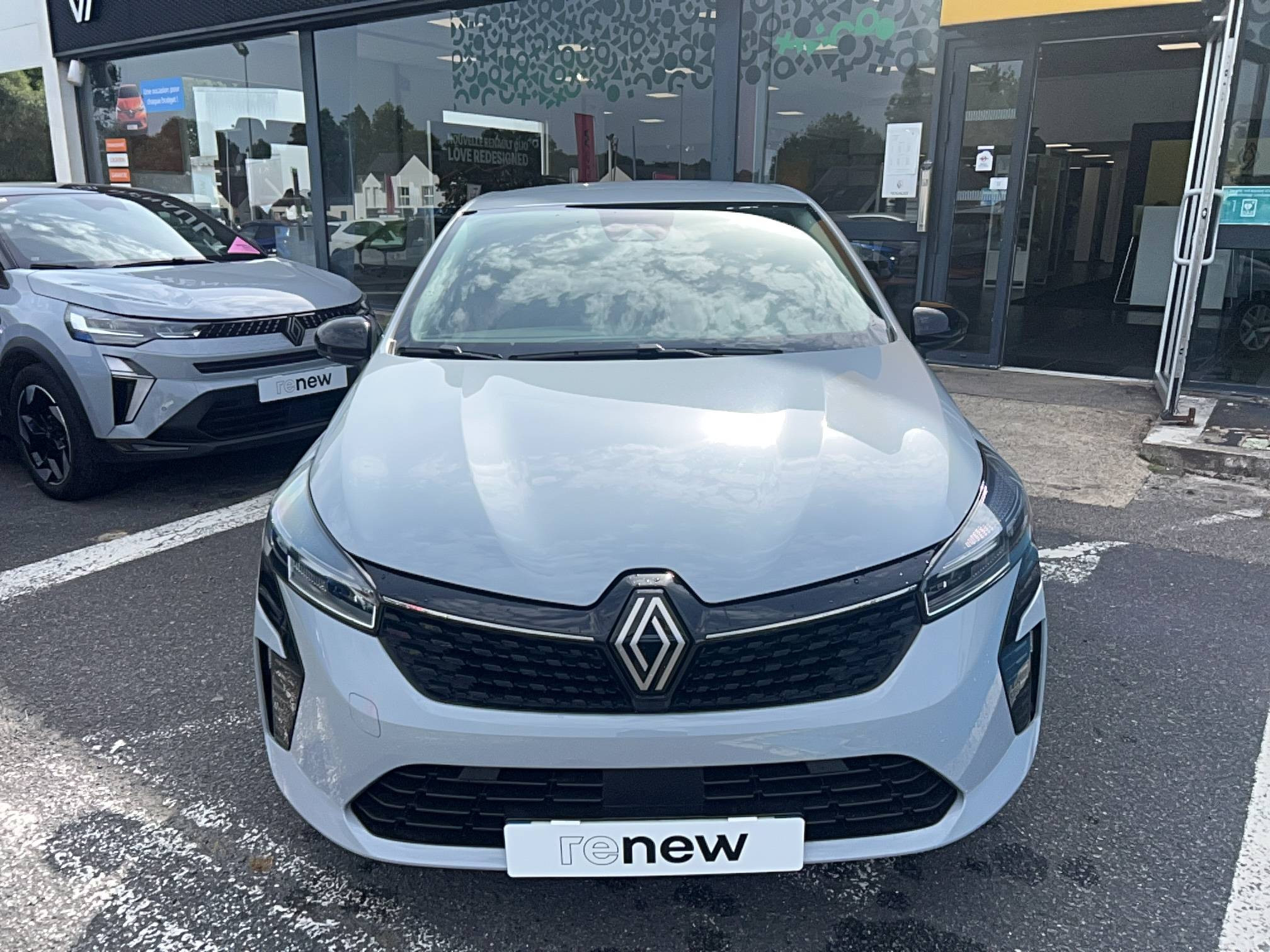 Vente en ligne Renault Clio 5 Clio TCe 90 au prix de 15 990 €