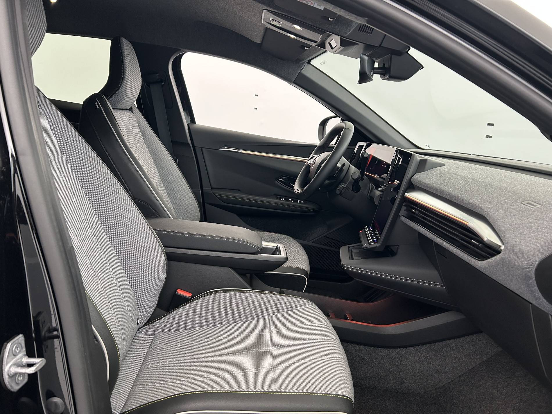 Vente en ligne Renault Megane E-Tech  220 ch autonomie confort GSR2 au prix de 30 490 €