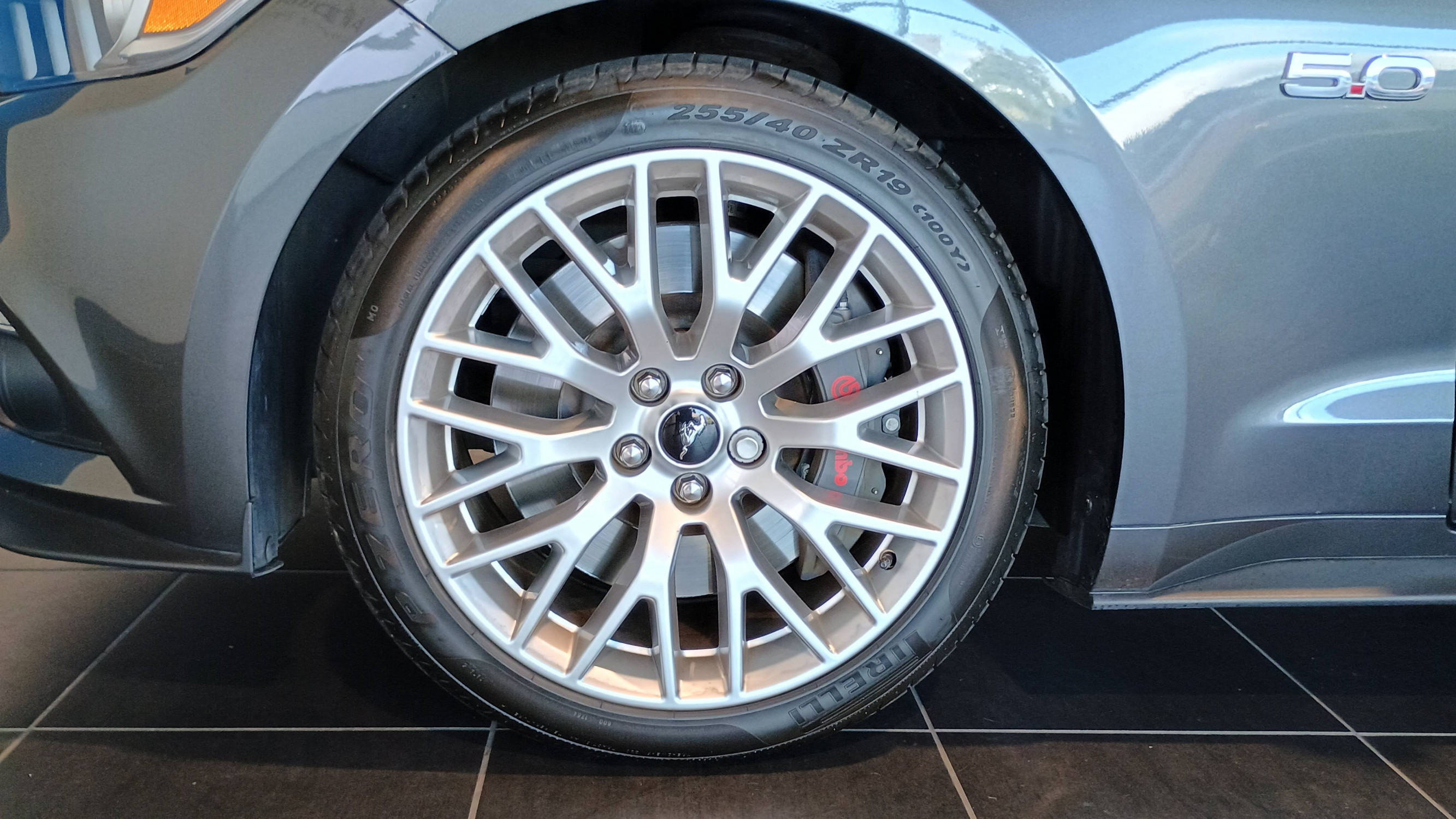 Vente en ligne Ford Mustang  V8 5.0 421 au prix de 39 990 €