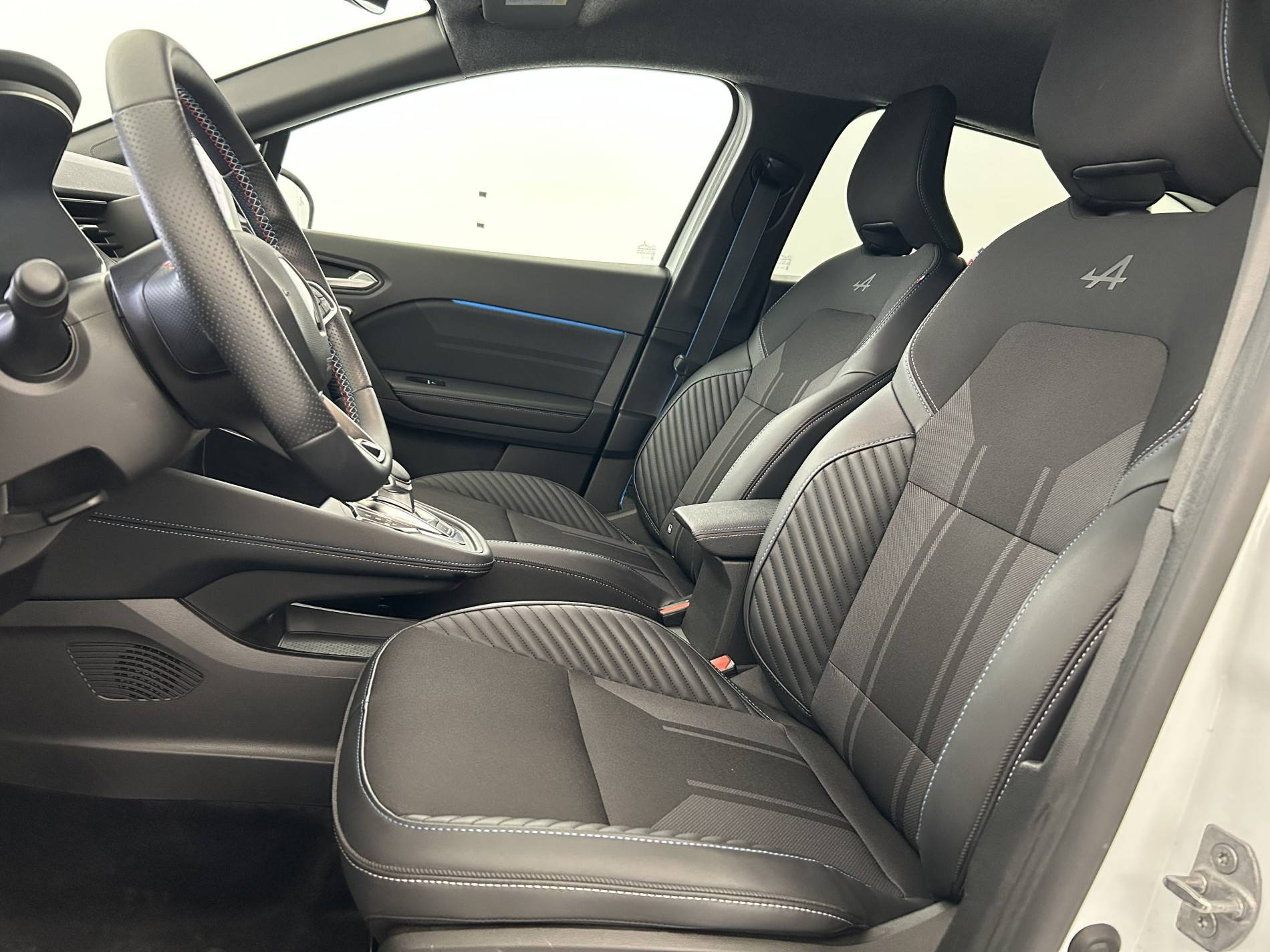 Vente en ligne Renault Captur  E-Tech full hybrid 145 ch au prix de 24 990 €