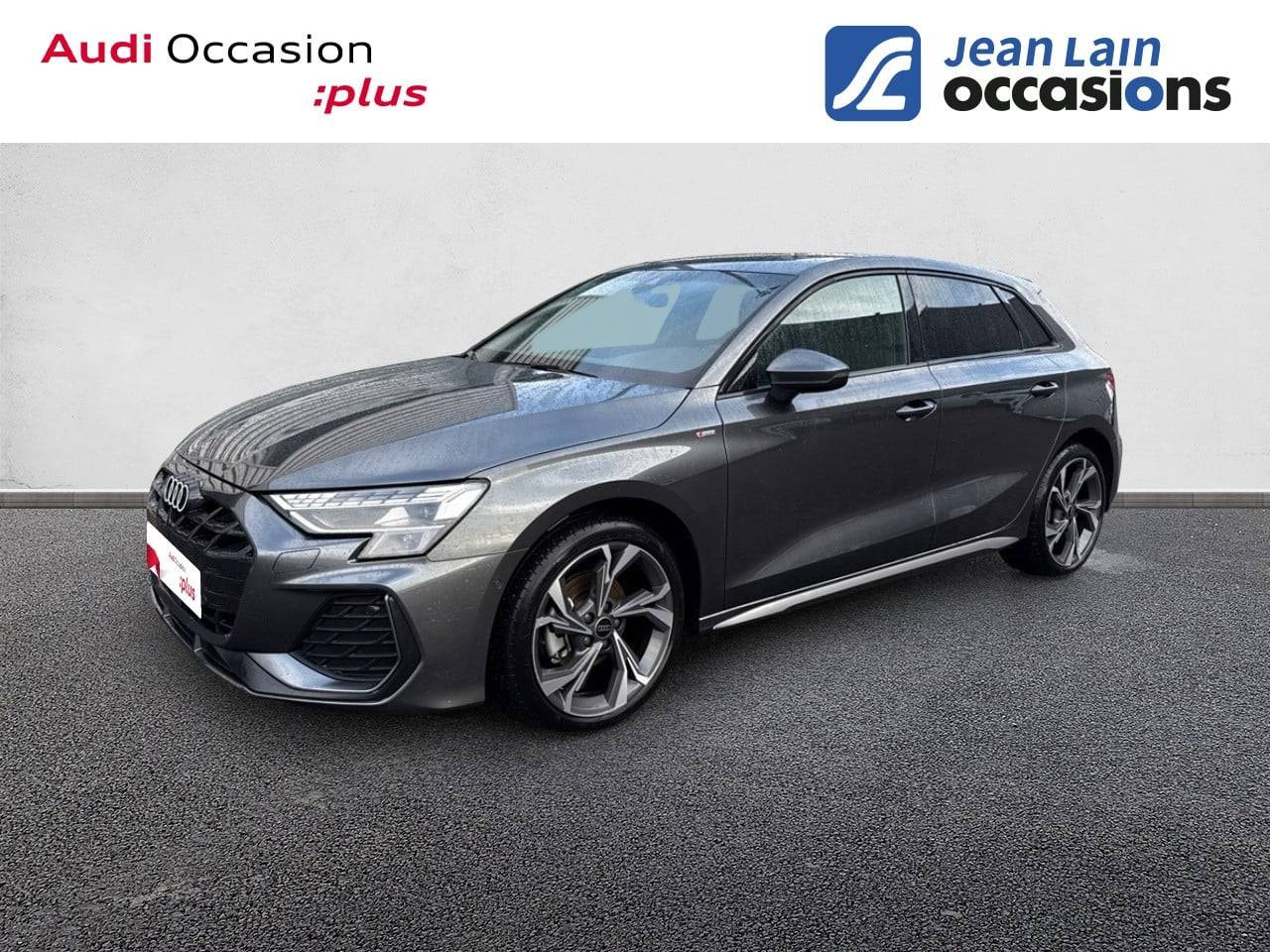 Vente en ligne AUDI A3 SPORTBACK A3 Sportback TFSI Mild Hybrid 150 S tronic 7 S line de 2025 au prix de 36 390 €