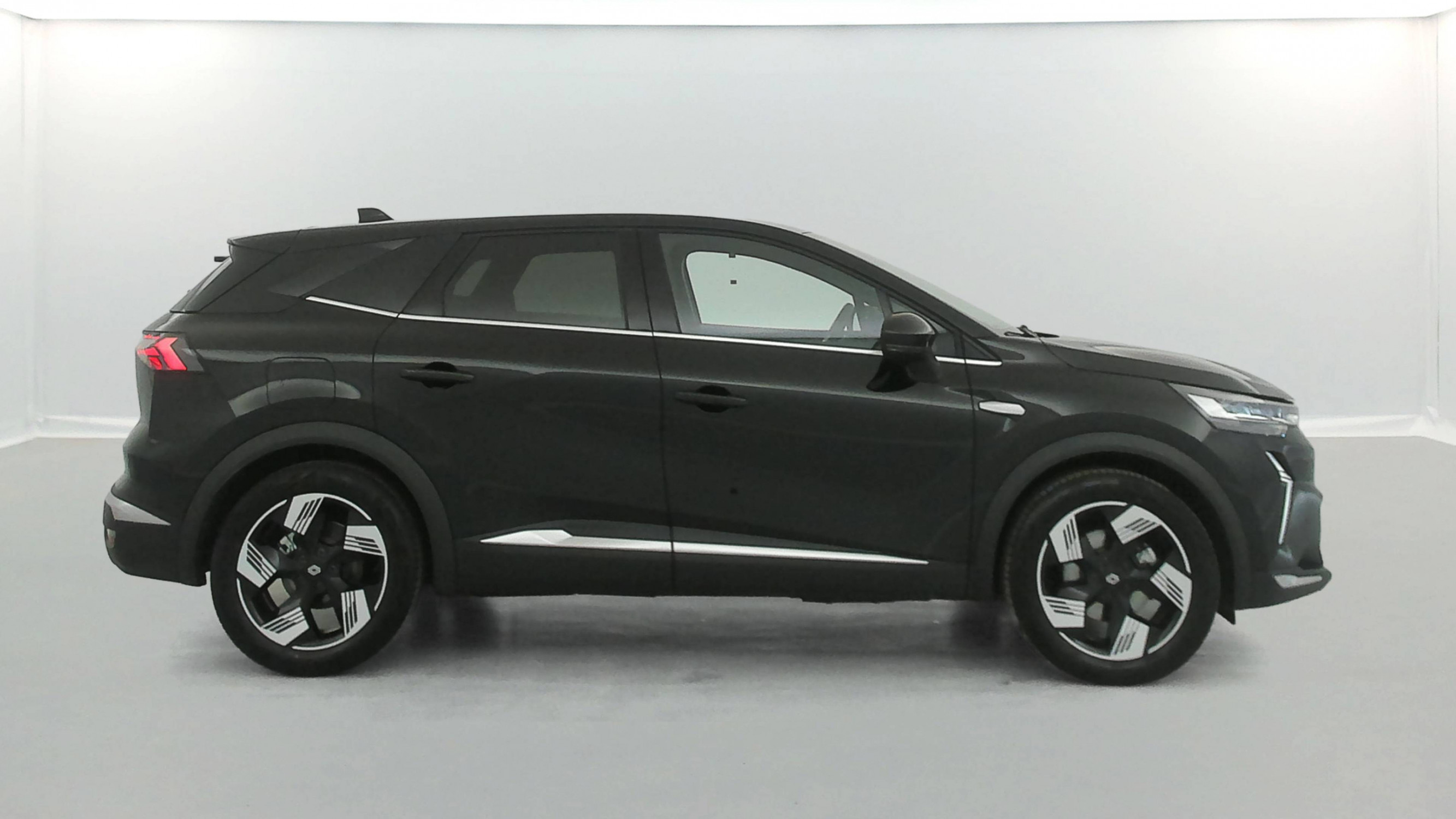 Vente en ligne Renault Symbioz  E-Tech full hybrid 145 au prix de 26 911 €