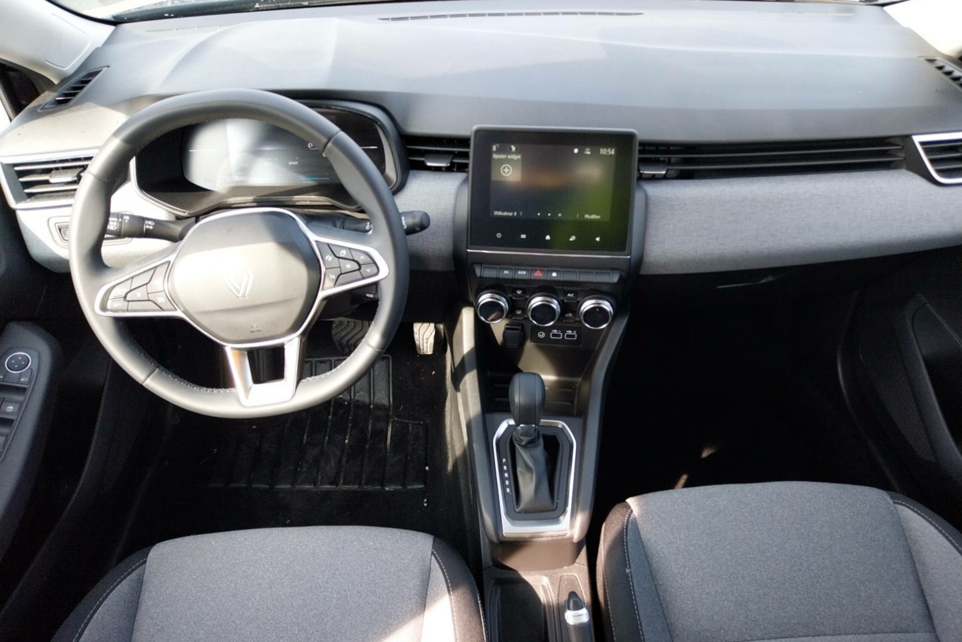 Vente en ligne Renault Clio 5 Clio E-Tech full hybrid 145 ch GSR2 au prix de 19 990 €