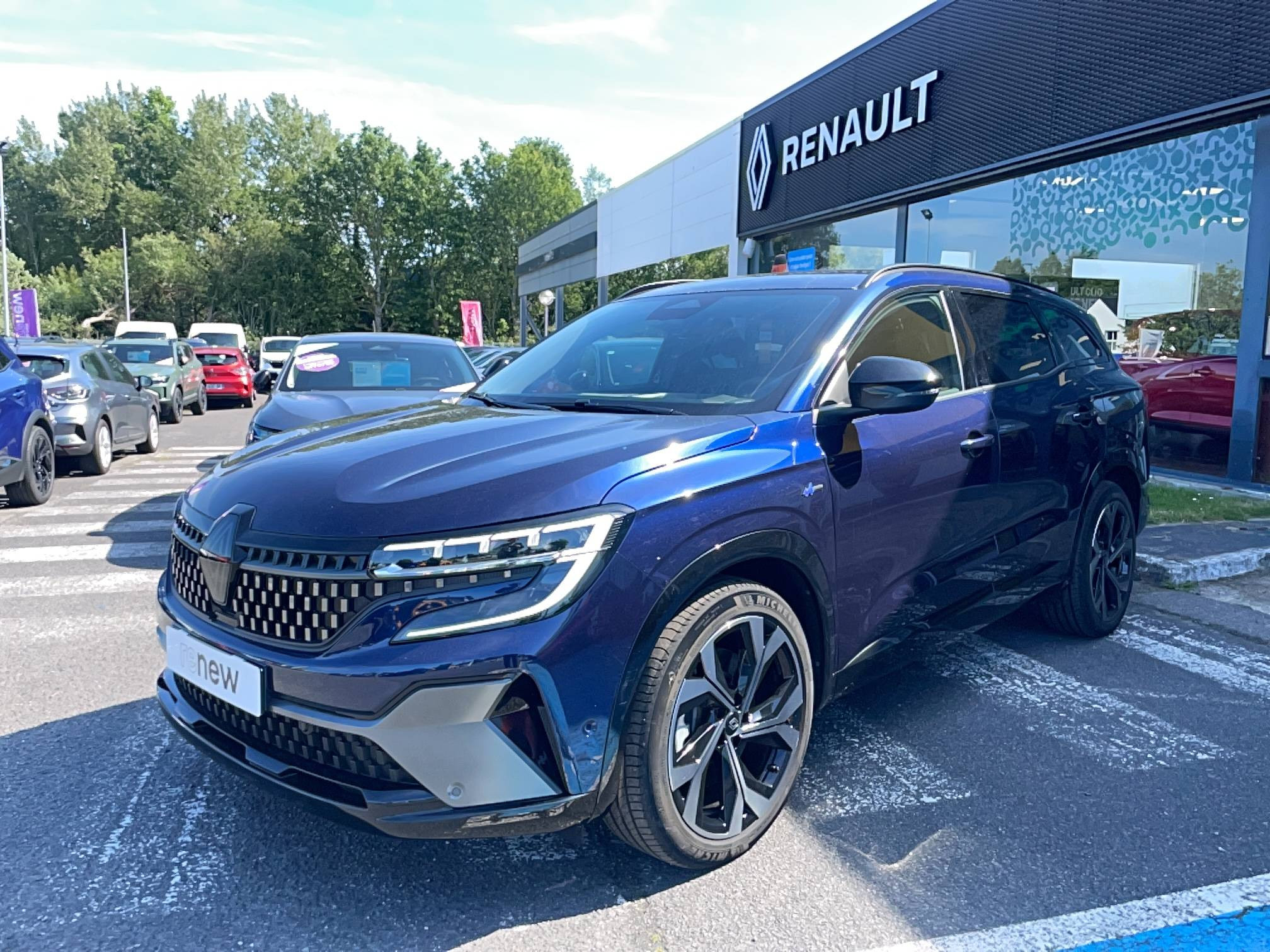 Renault Espace Espace E-Tech full hybrid 200 GSR2 occasion de 2025 en vente à Auray