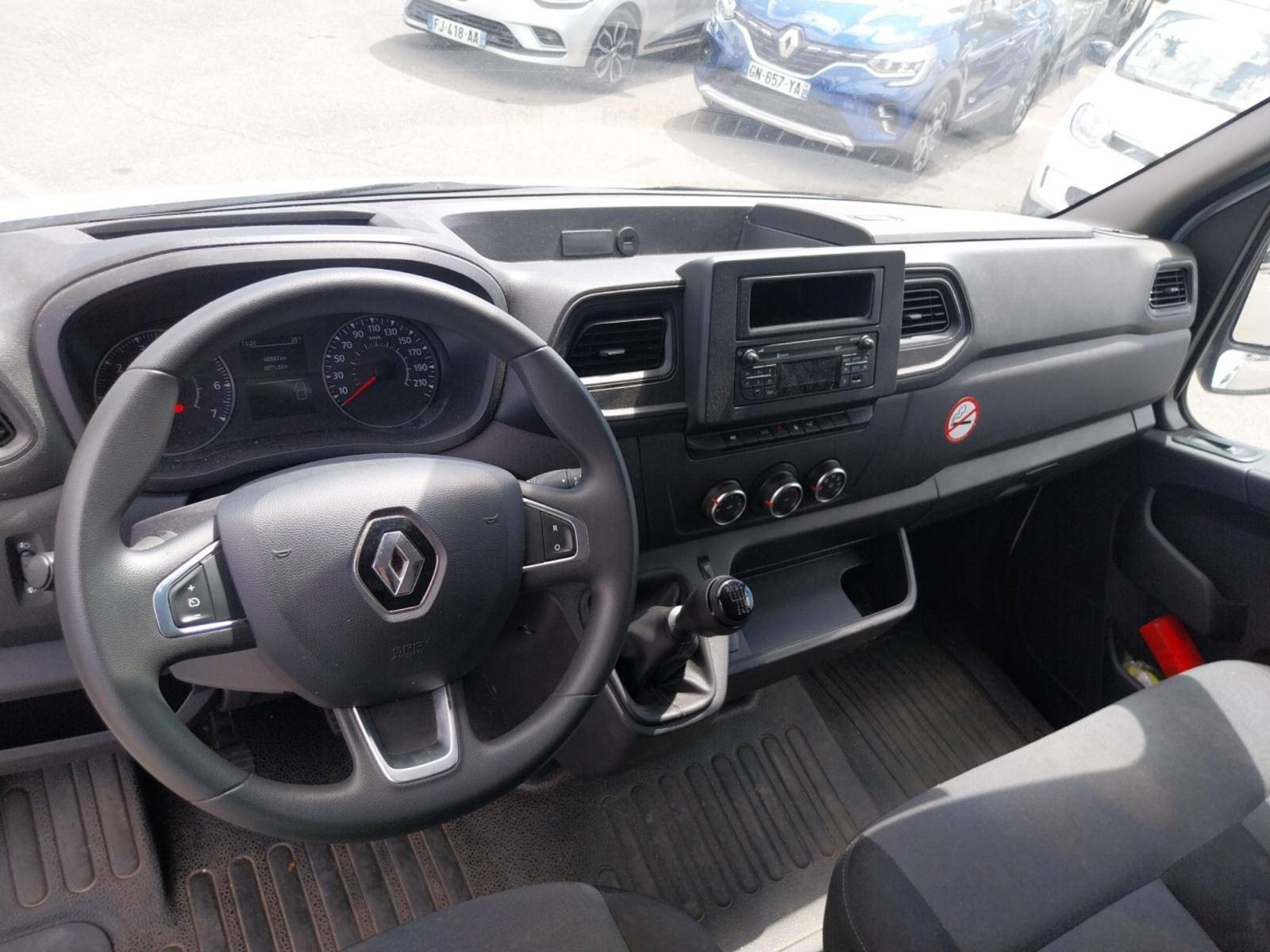 Vente en ligne Renault Master Fourgon MASTER FGN TRAC F3500 L3H3 BLUE DCI 135 au prix de 26 890 €