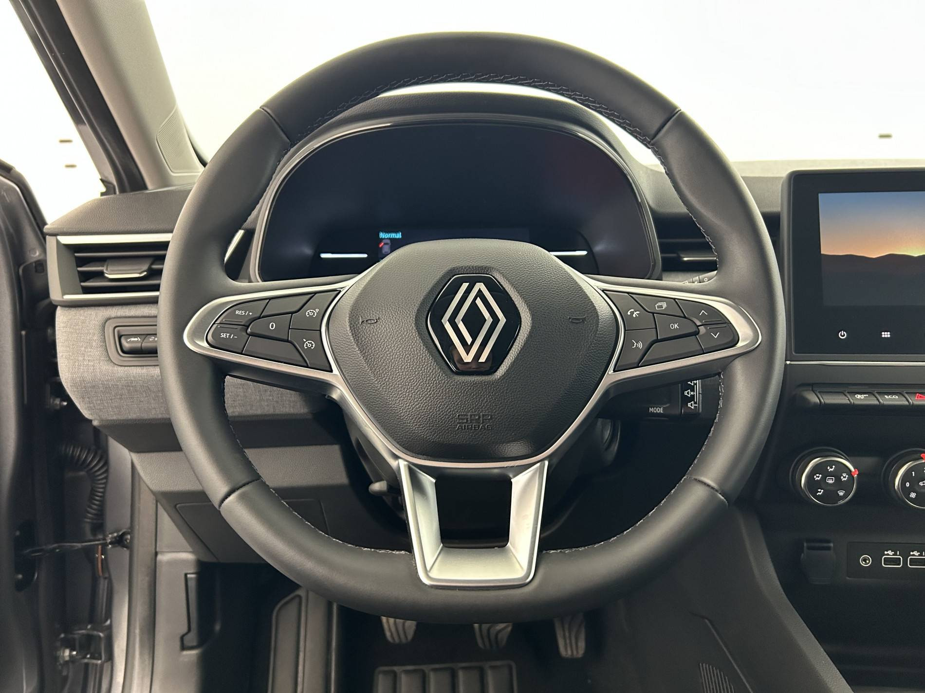Vente en ligne Renault Clio 5 Clio TCe 90 au prix de 15 350 €
